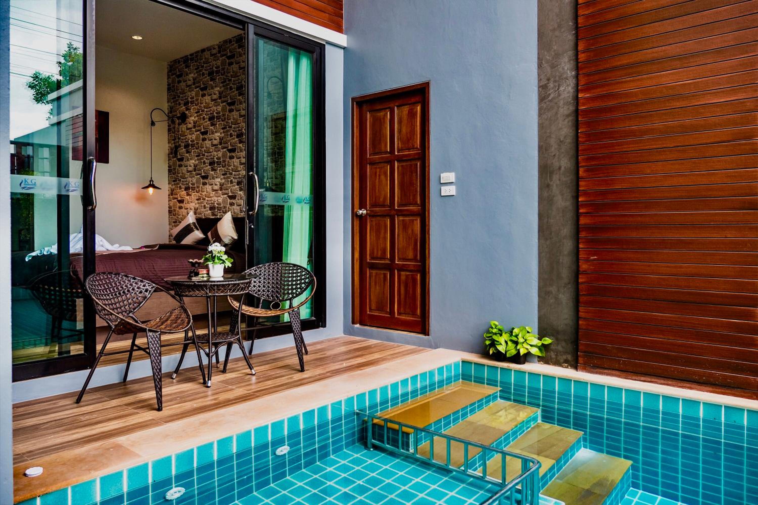 Villa with Private Pool - Photo 19