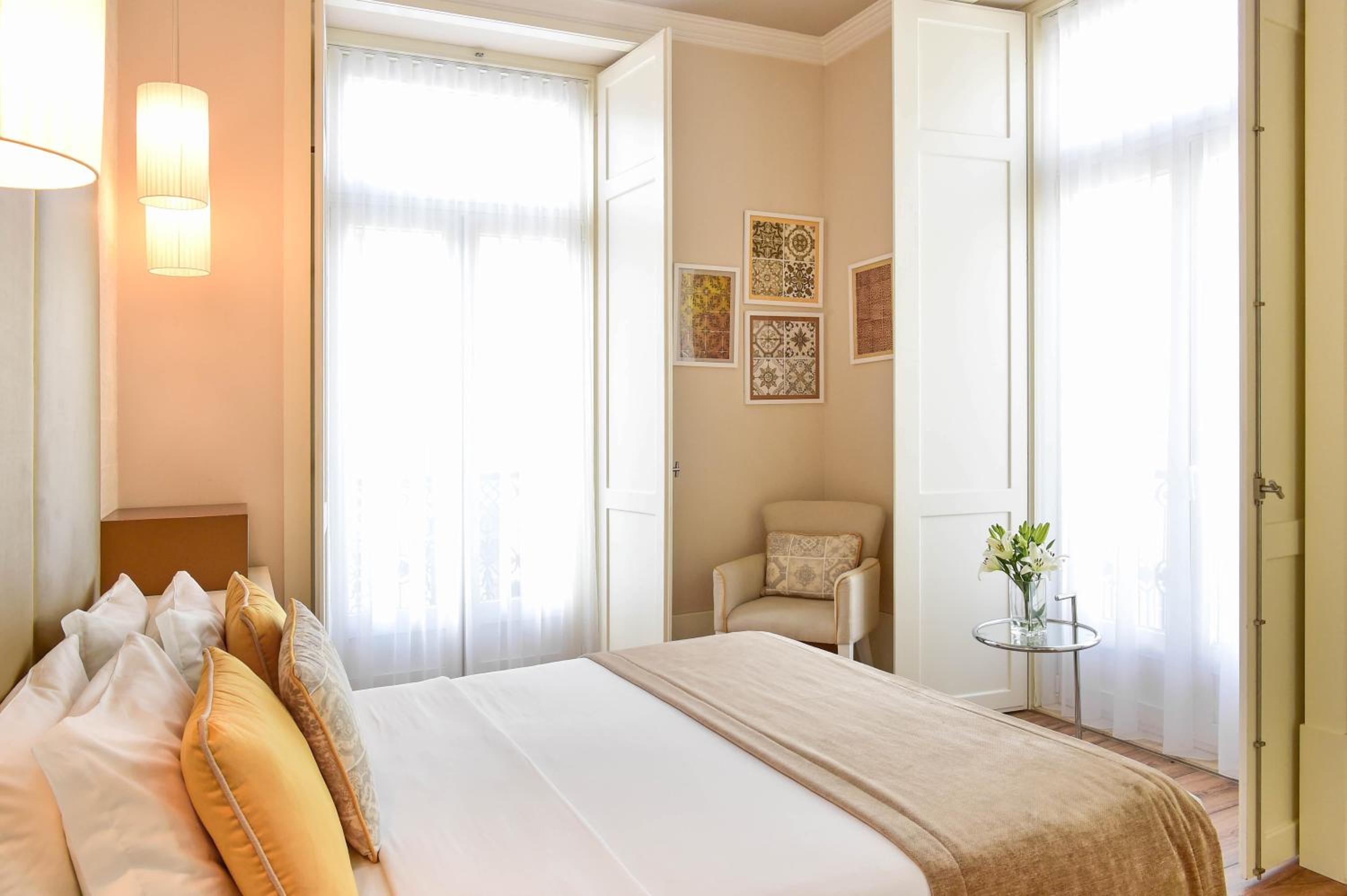 Available room