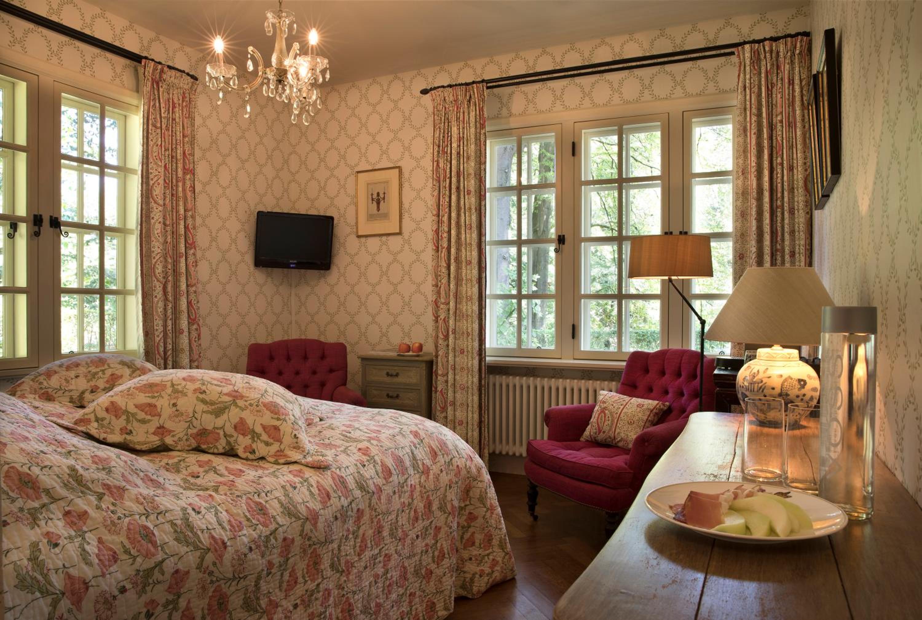Comfort Room - Photo 3