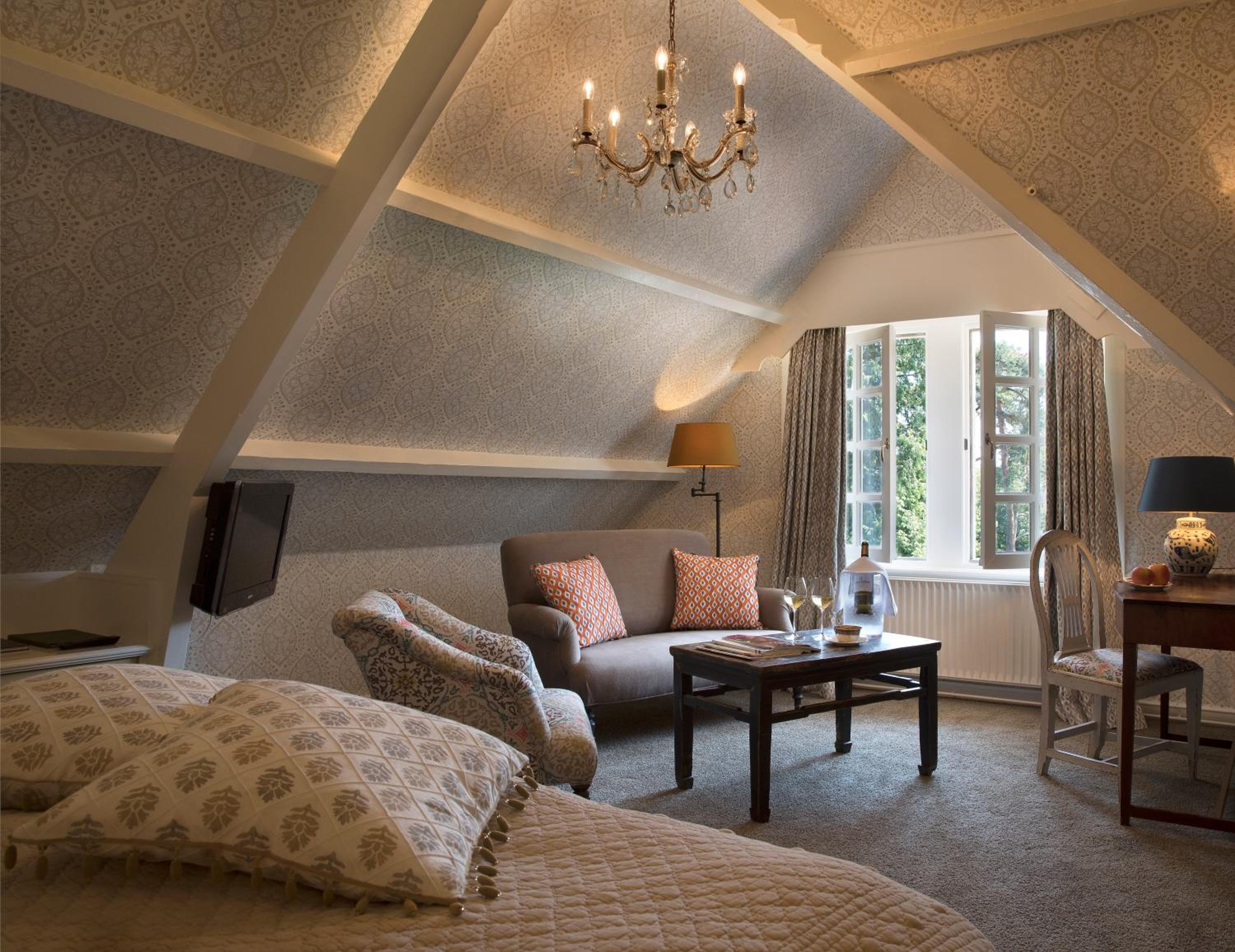Deluxe Room - Photo 5