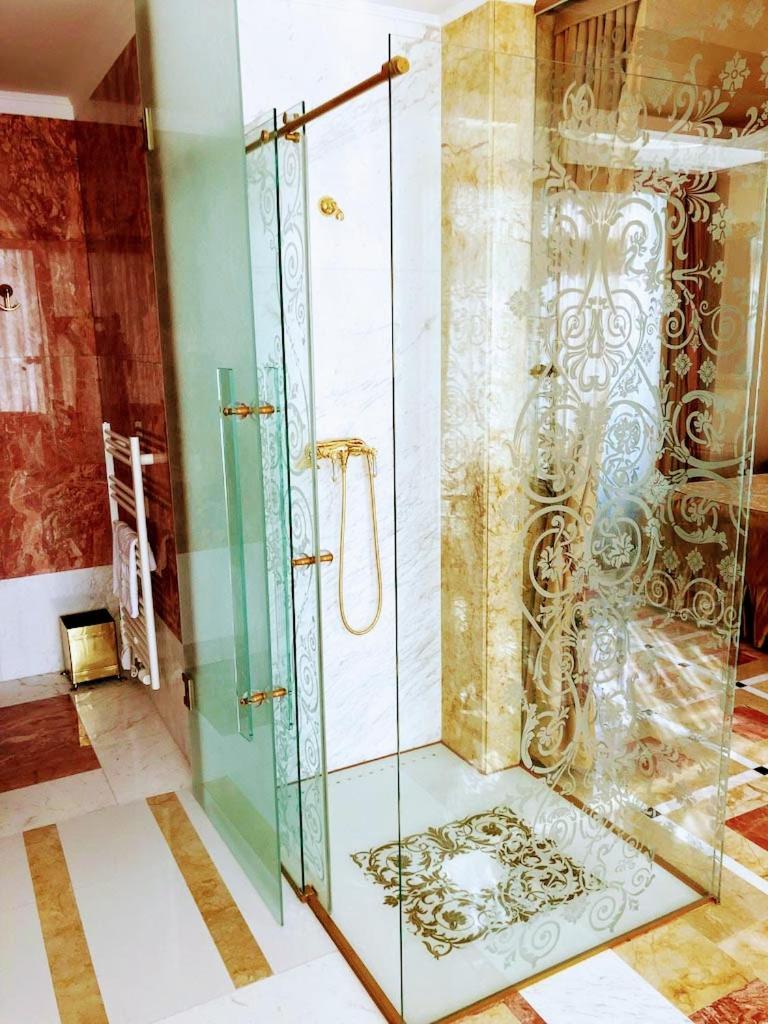 King Suite - Photo 5