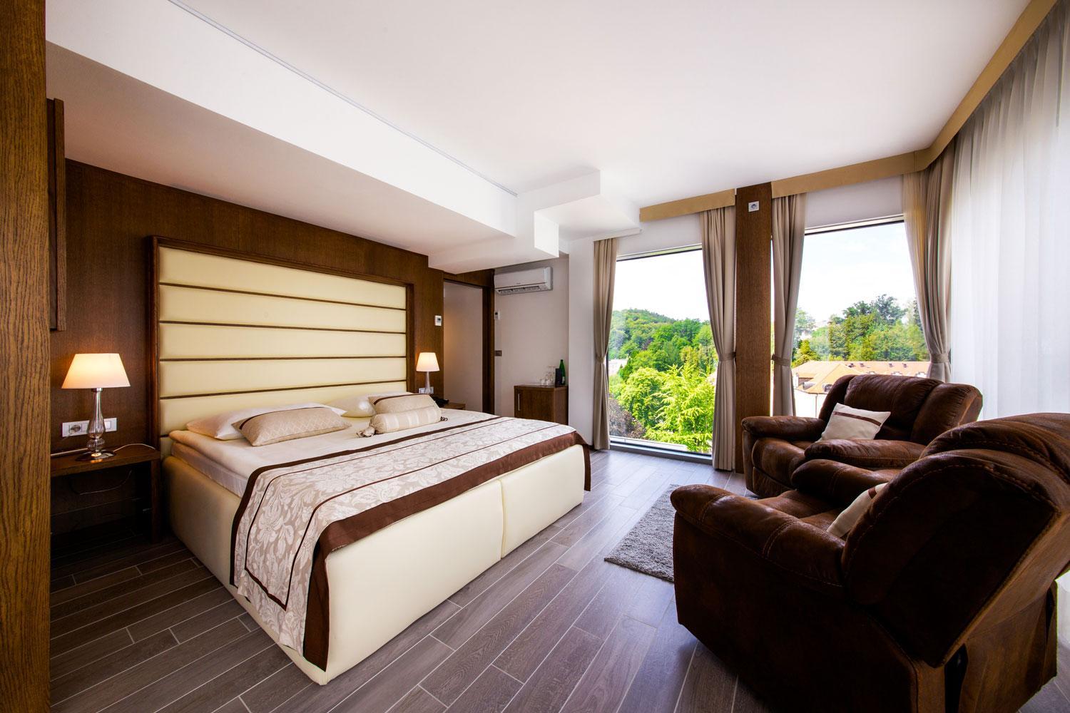 Double Room with Panoramic View - Photo 4