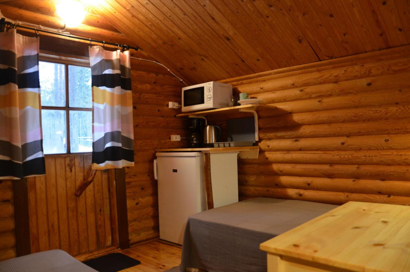 One-Bedroom Bungalow - Photo 5