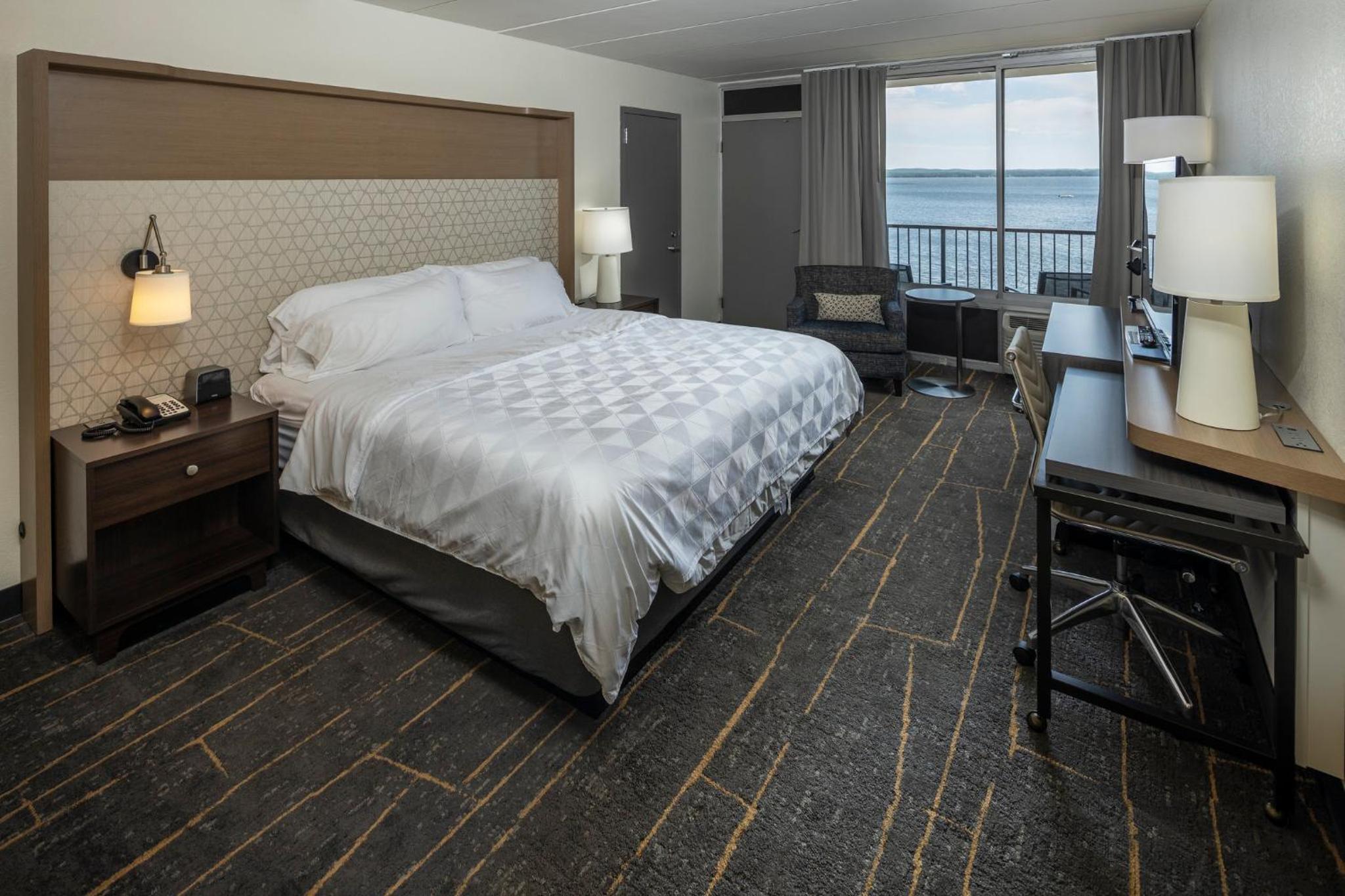 Standard King Room