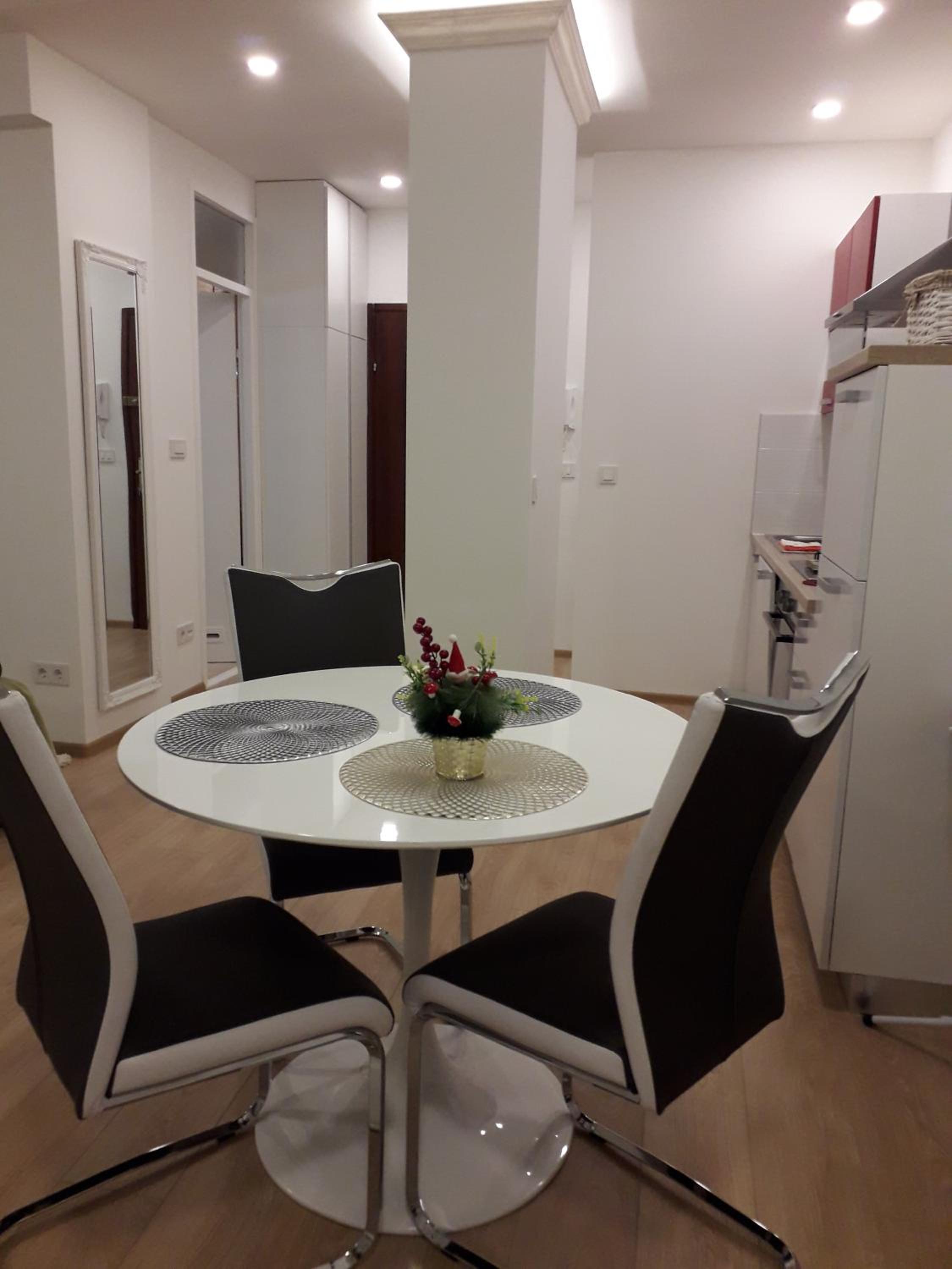 Apartment - Photo 7