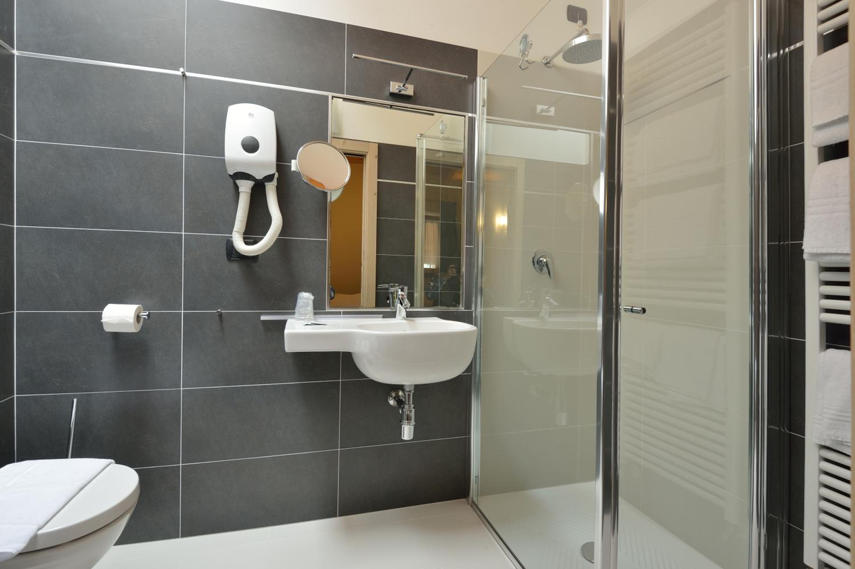 Triple Room - Photo 3