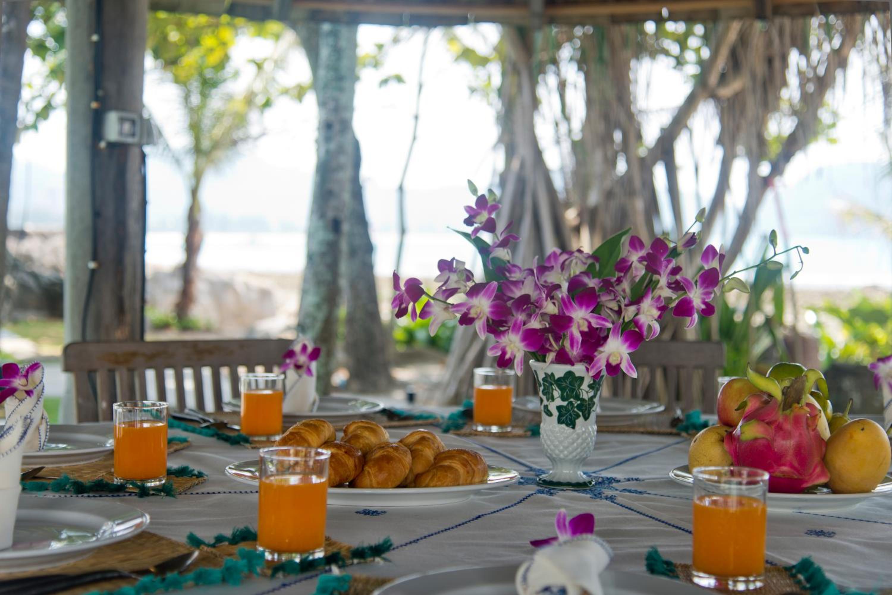 Villa - Beach Front - Photo 13