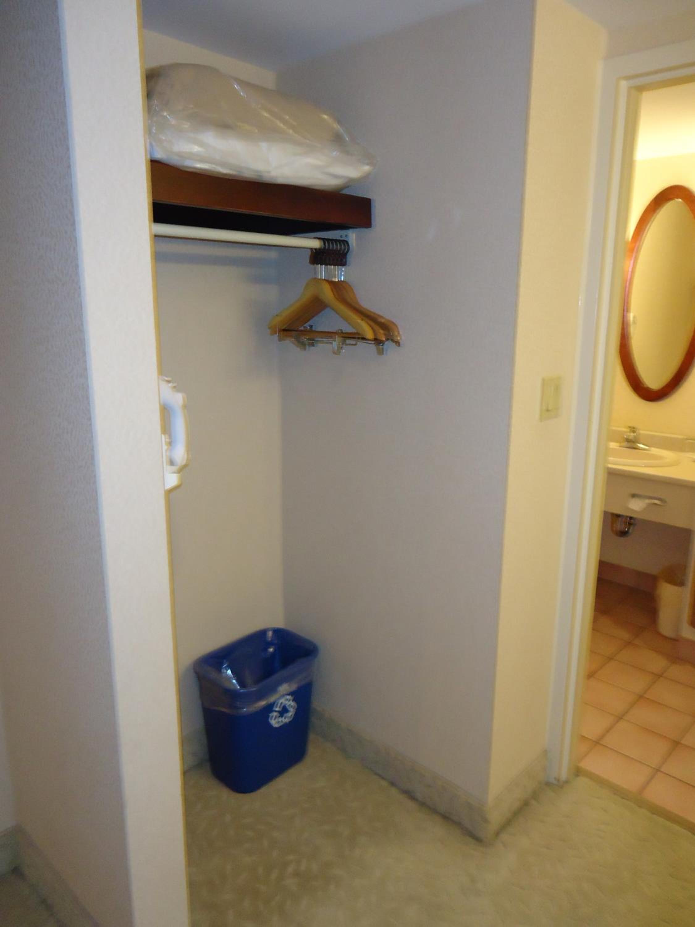 Standard Queen Room - Photo 2