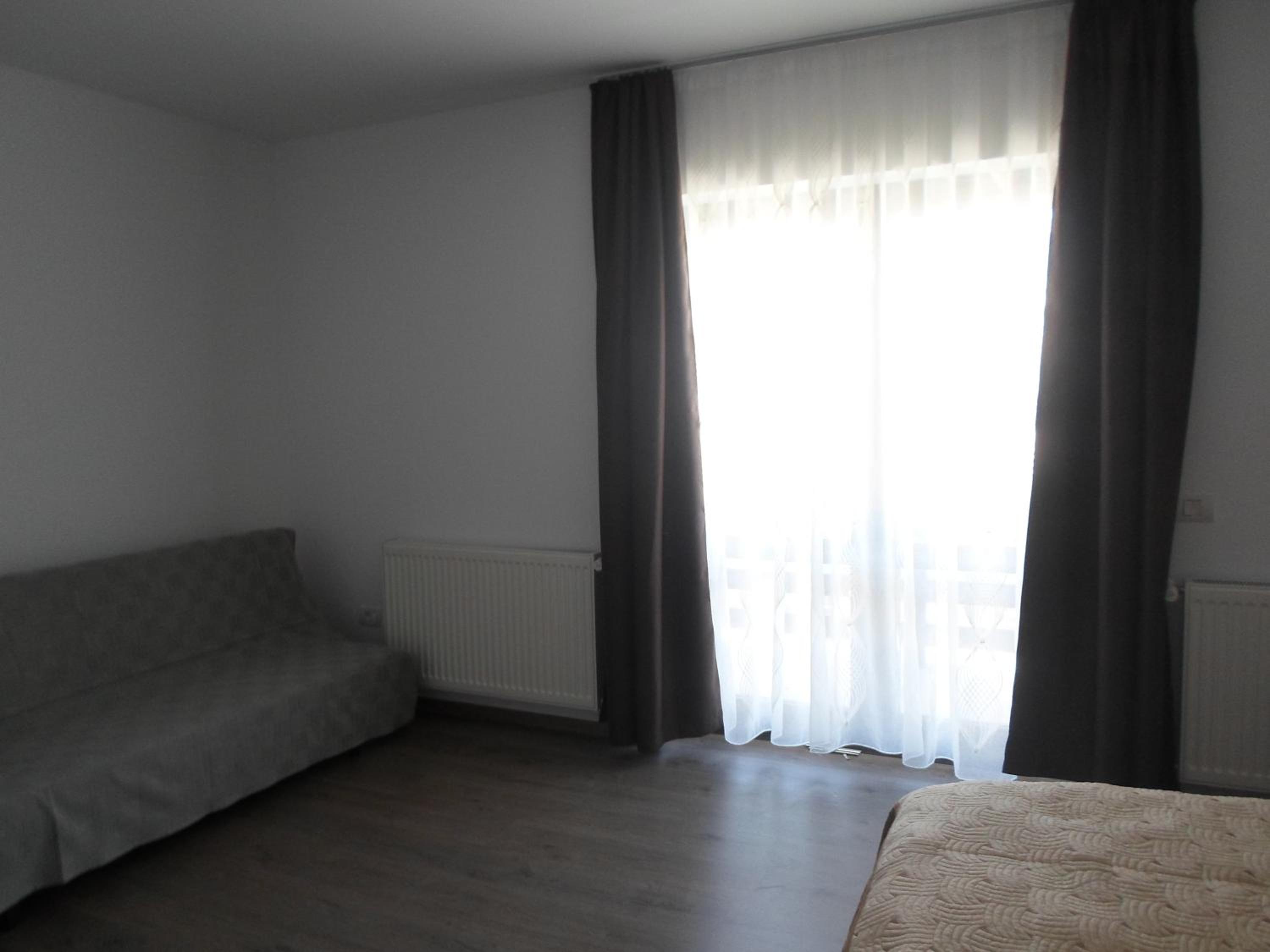 Deluxe Double Room with Balcony photo 2