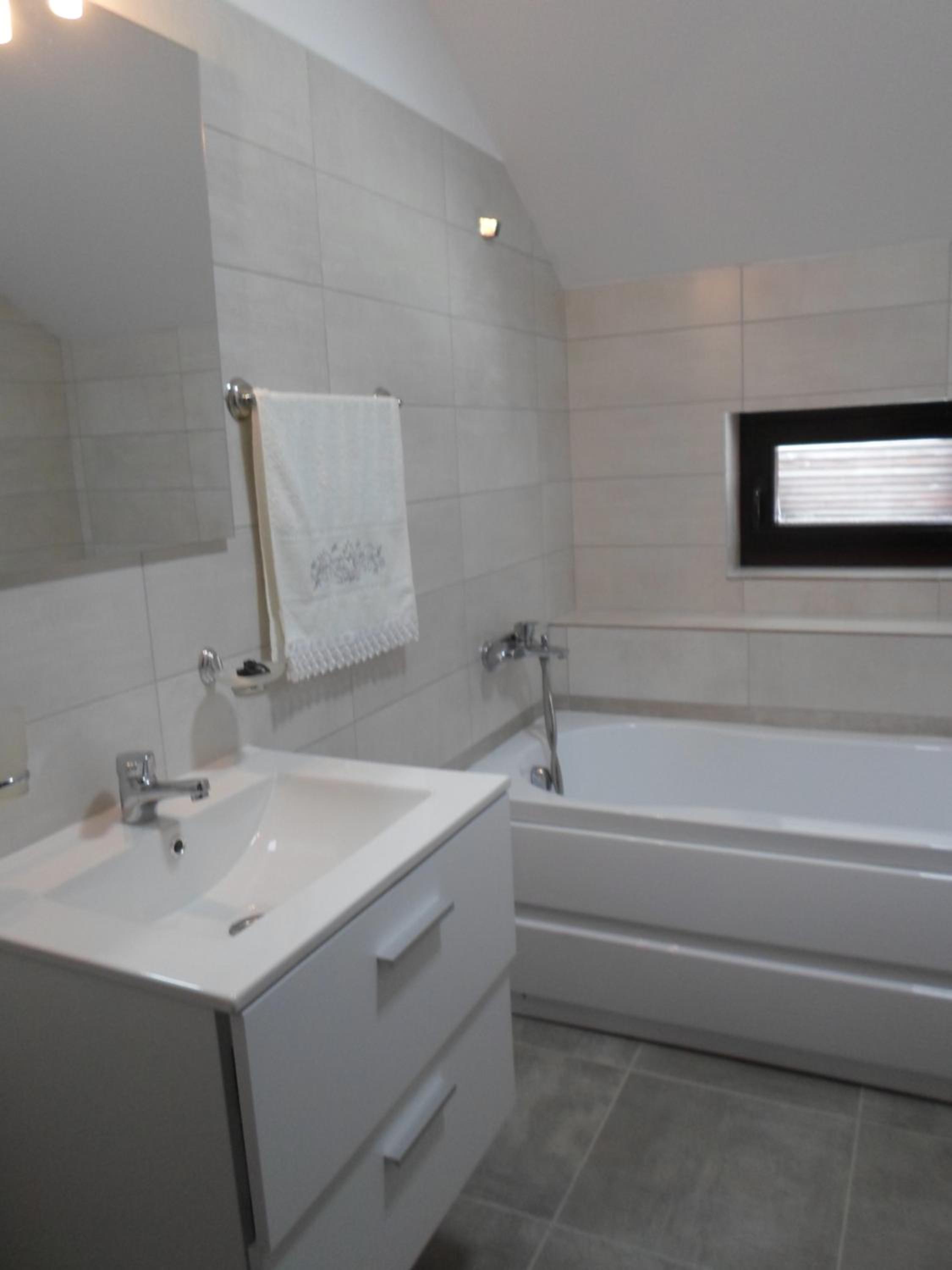 Deluxe Double Room with Balcony photo 3