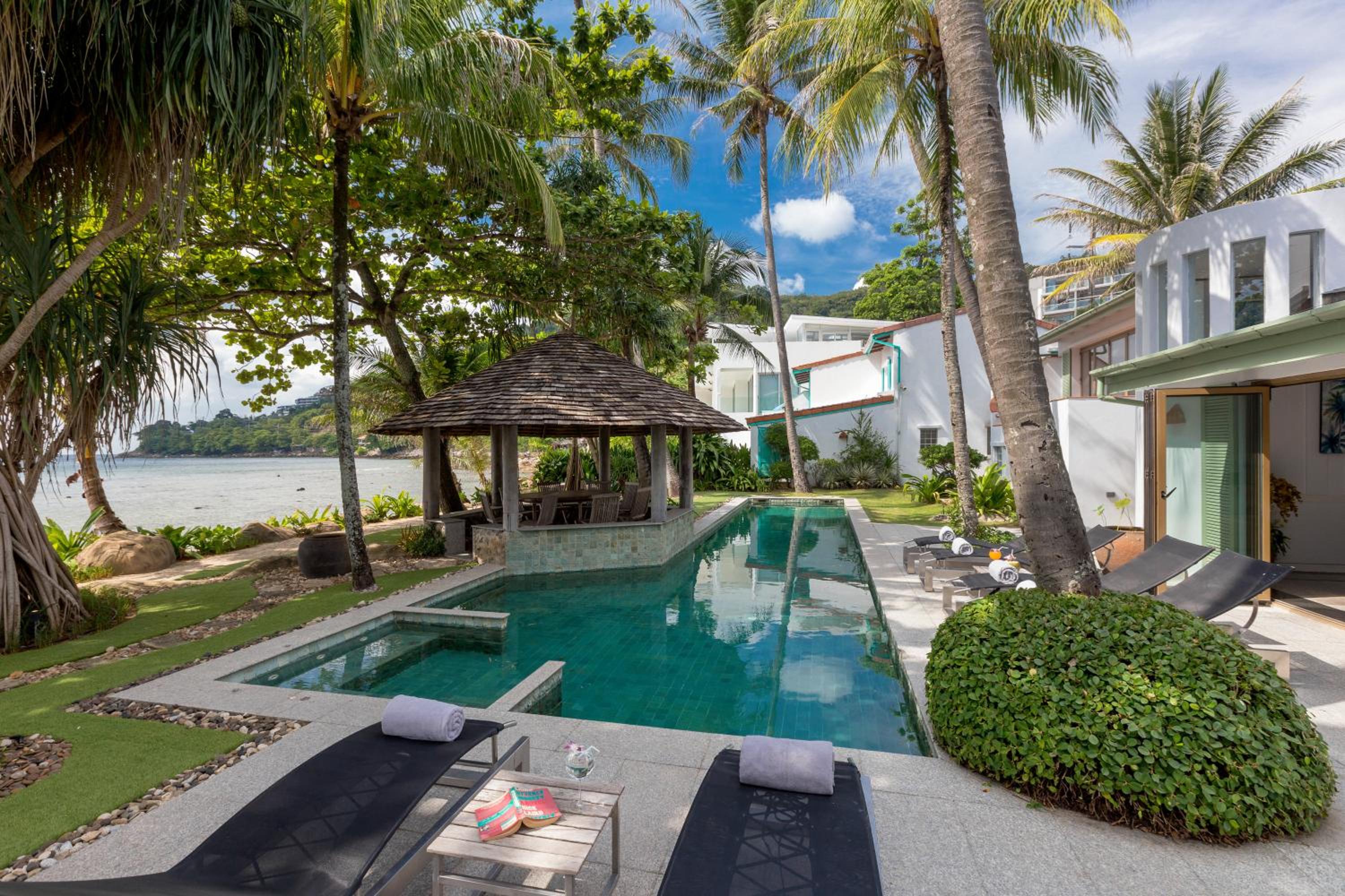 Villa - Beach Front - Photo 36