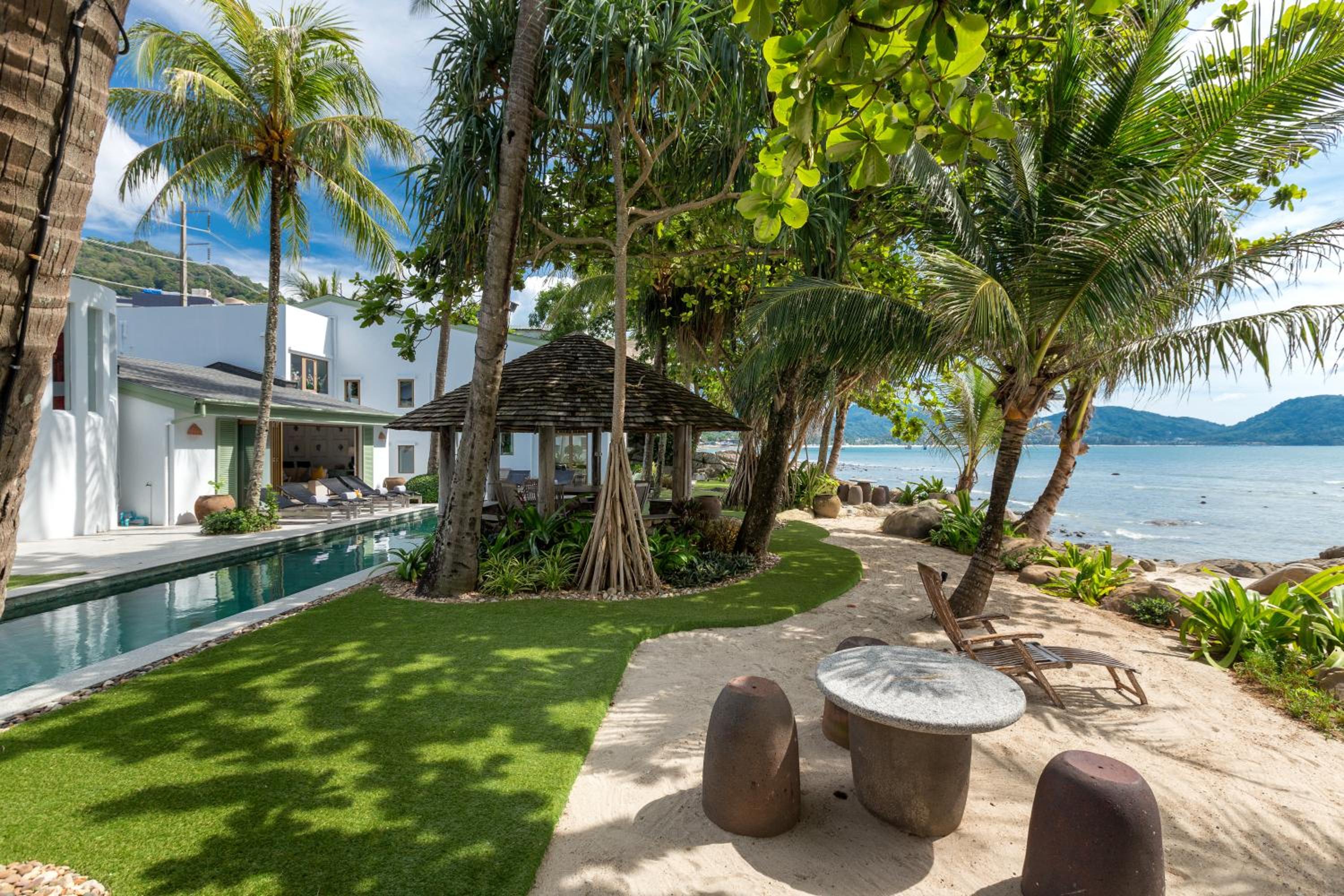 Villa - Beach Front - Photo 5