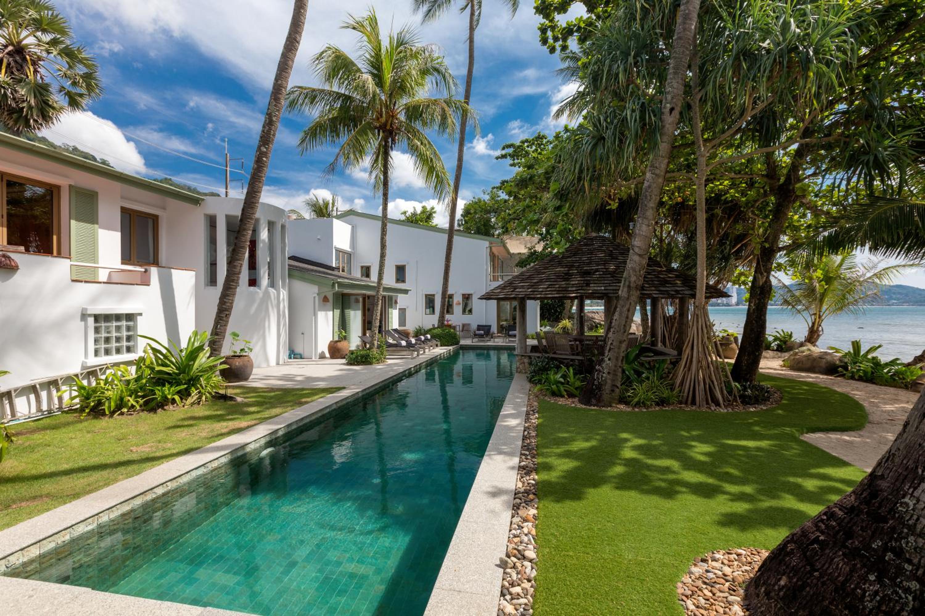 Villa - Beach Front - Photo 3