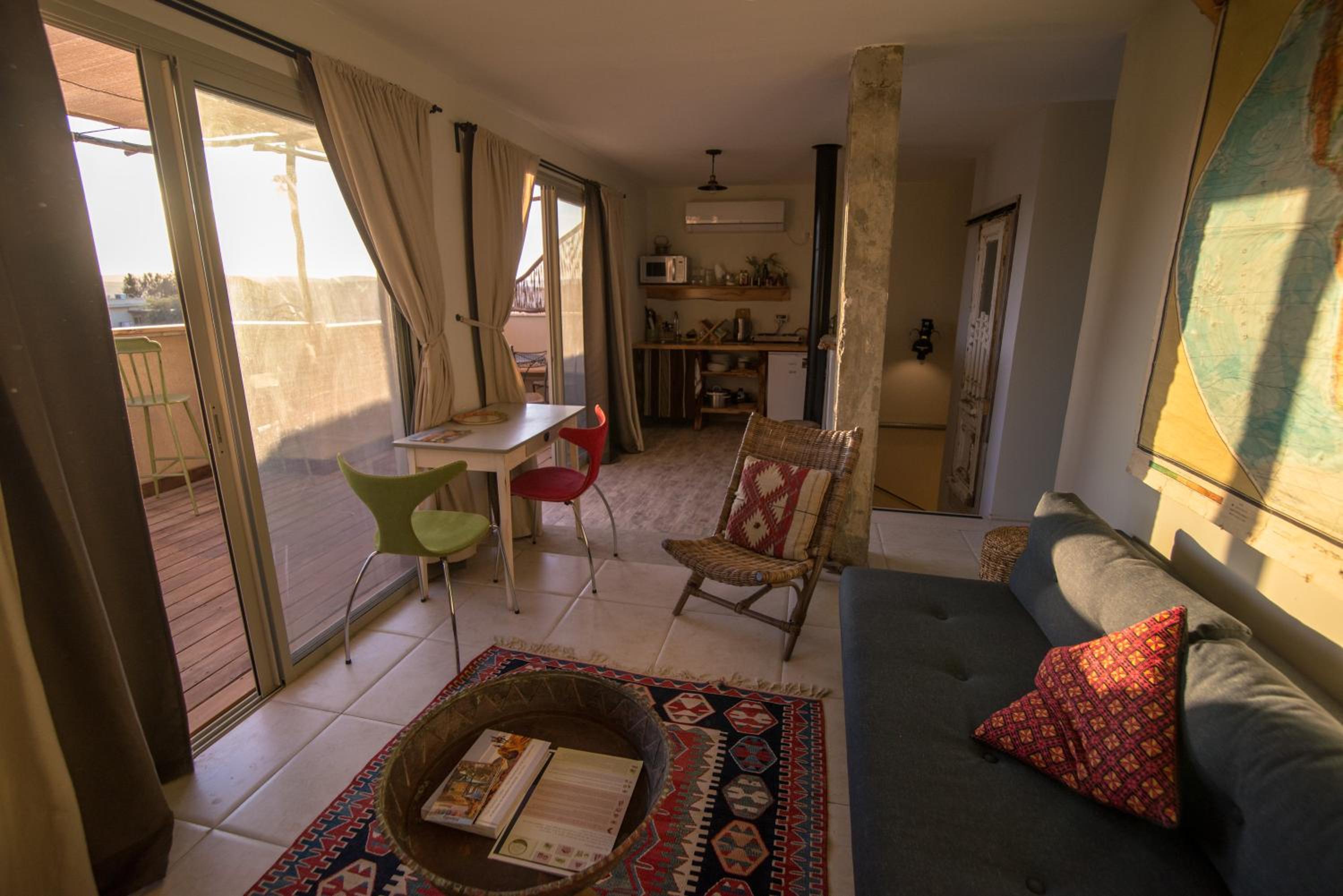 Apartment with Terrace photo 3