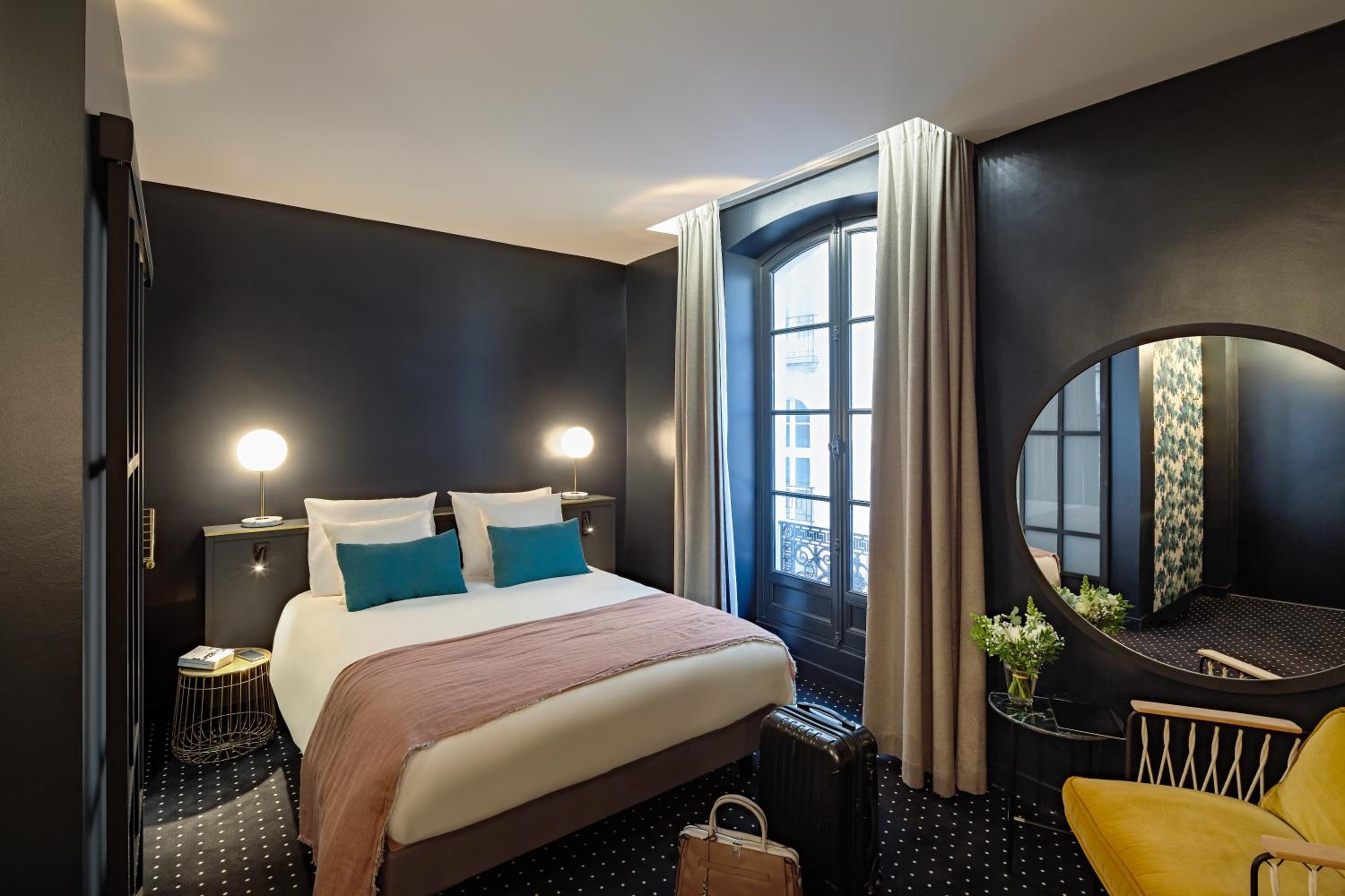 Standard Double Room - Photo 6