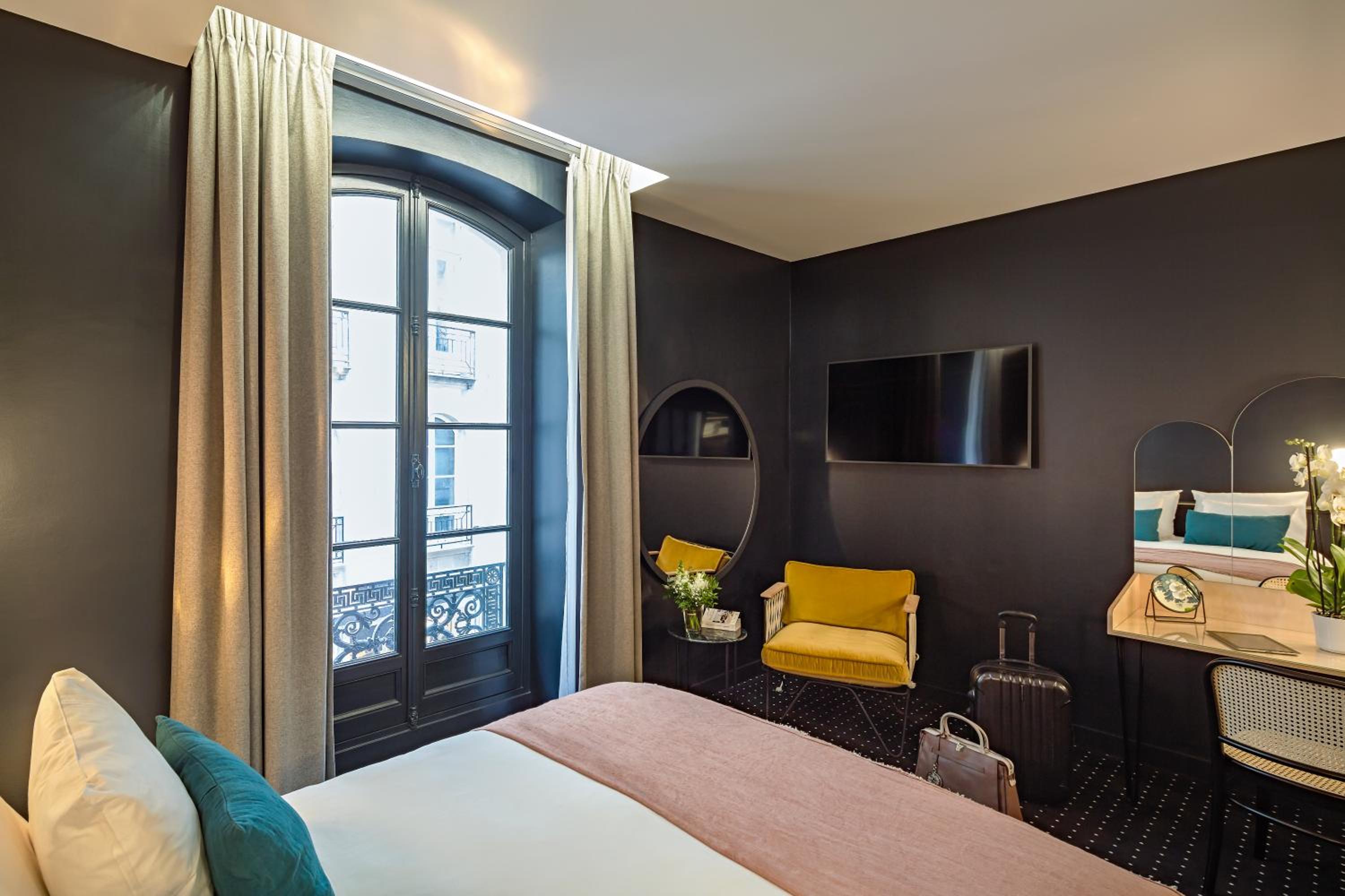 Standard Double Room - Photo 4