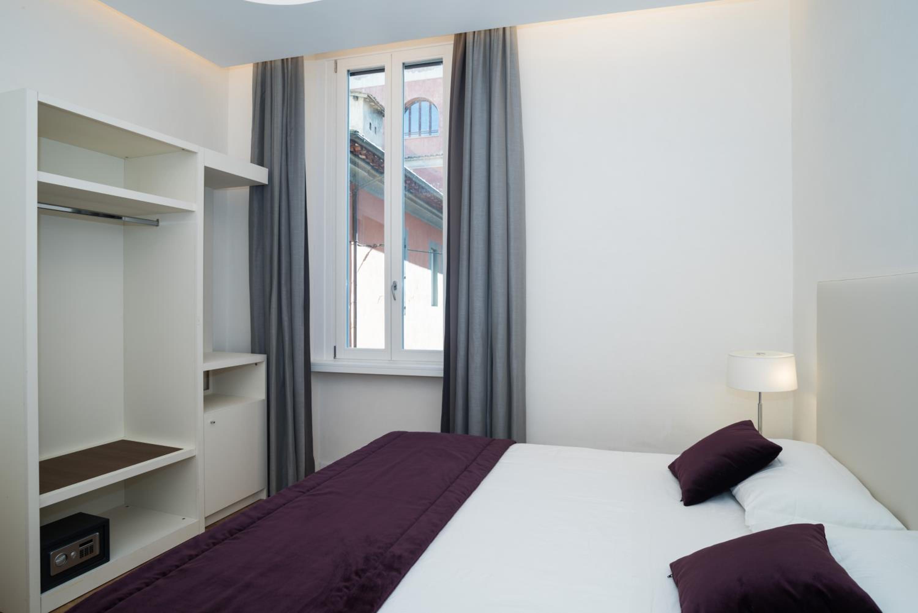 Standard Double Room photo 3