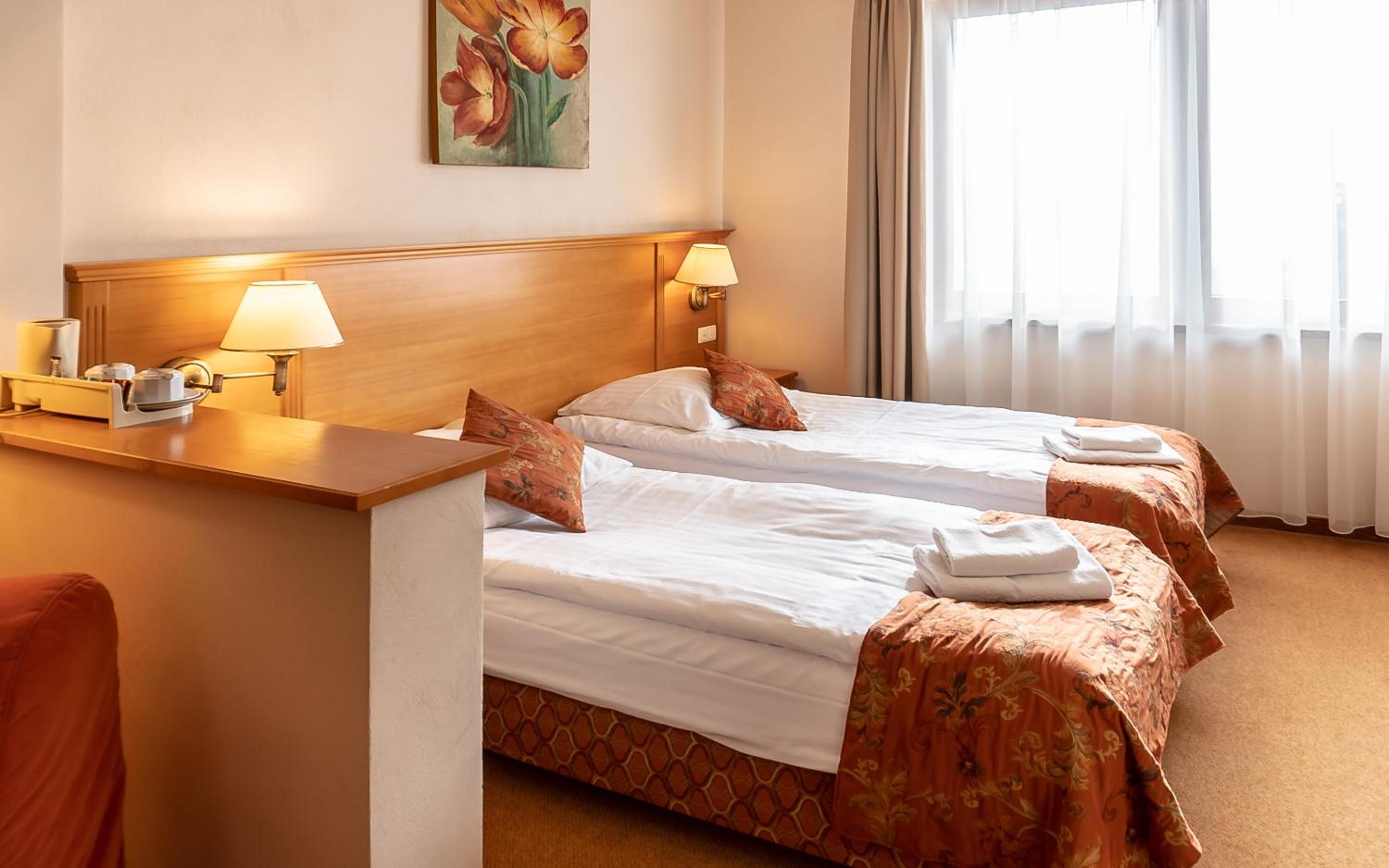 Double Room with Extra Bed - Photo 3