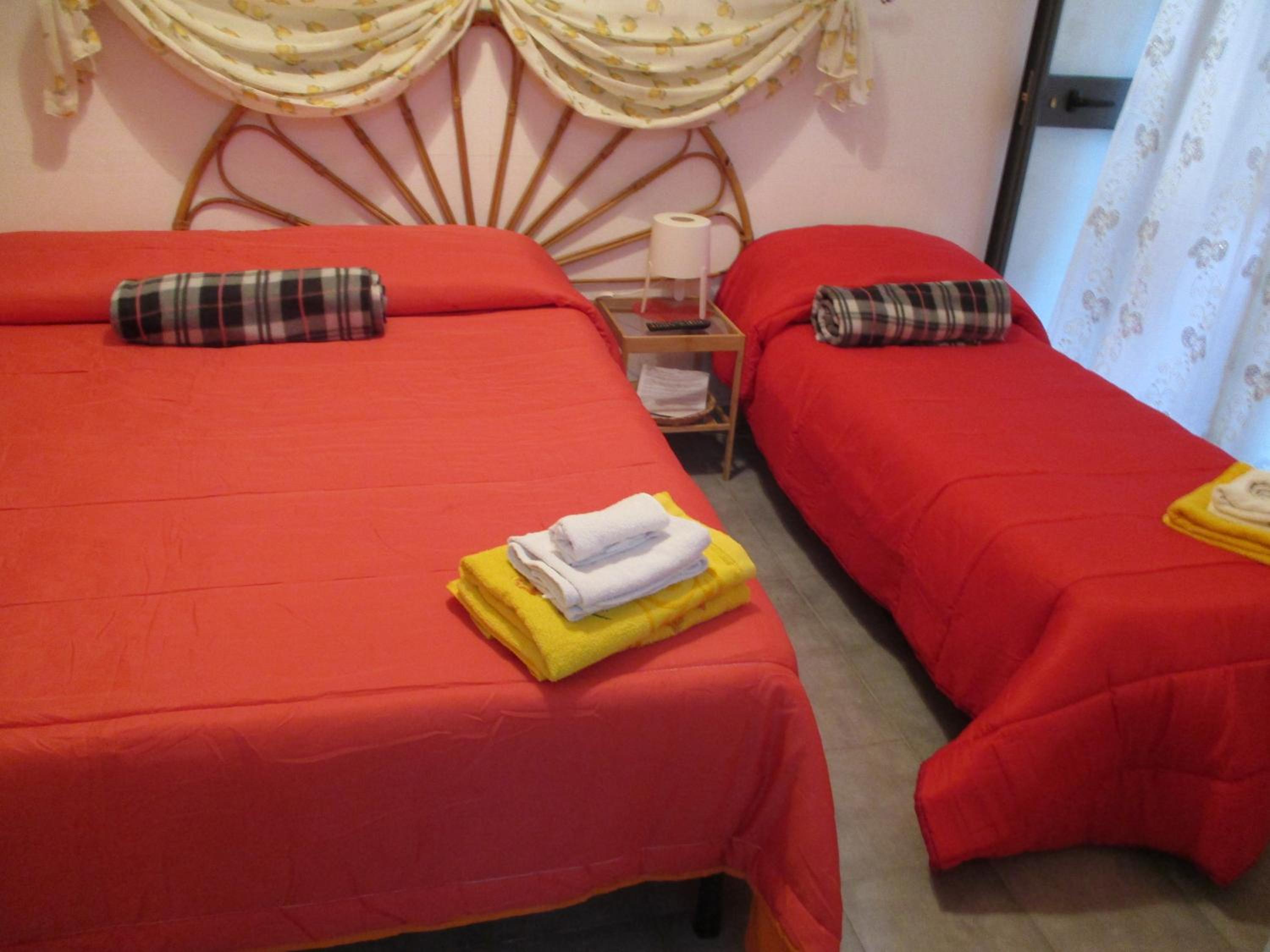 Double Room with Extra Bed photo 2