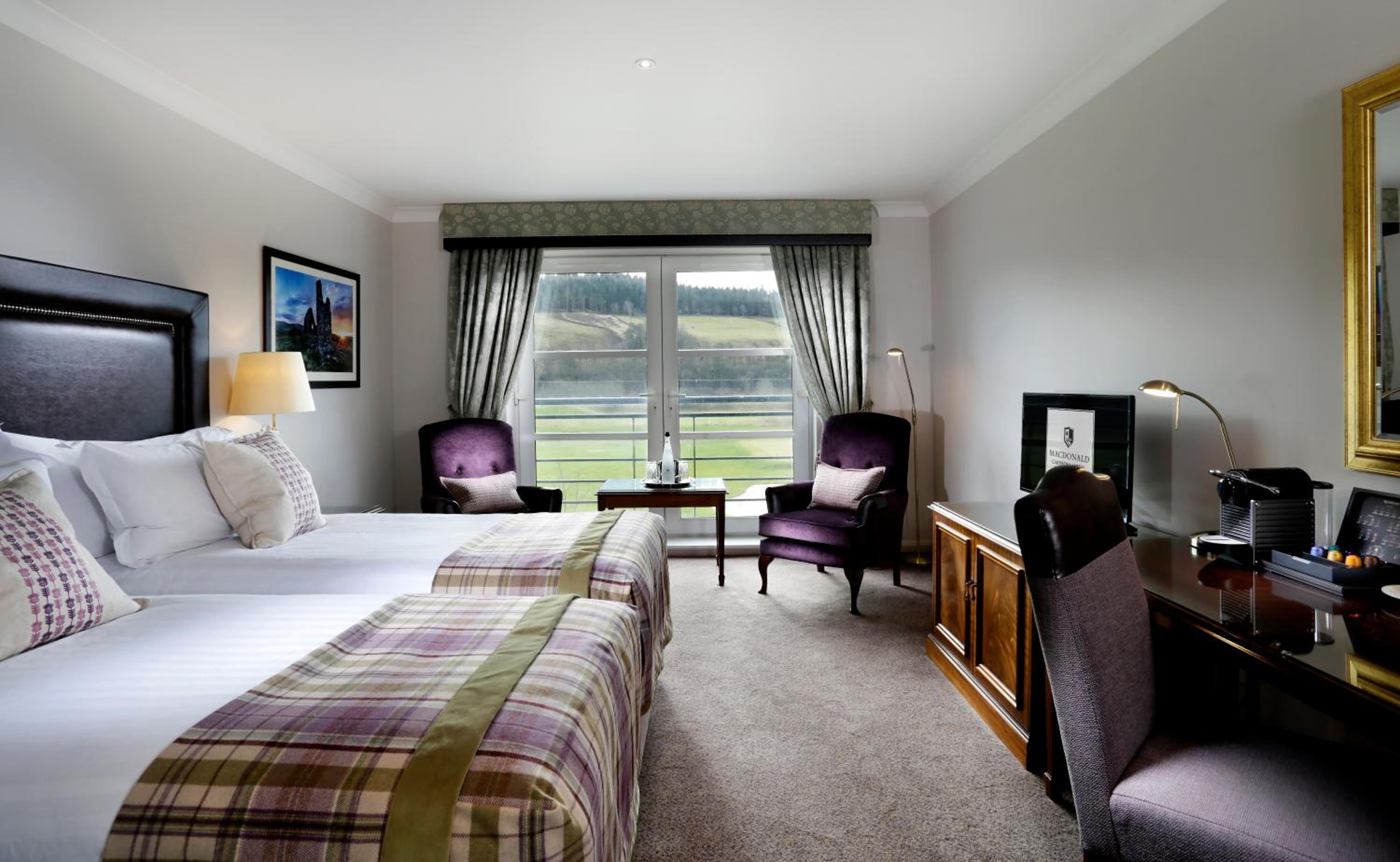 Deluxe King Room