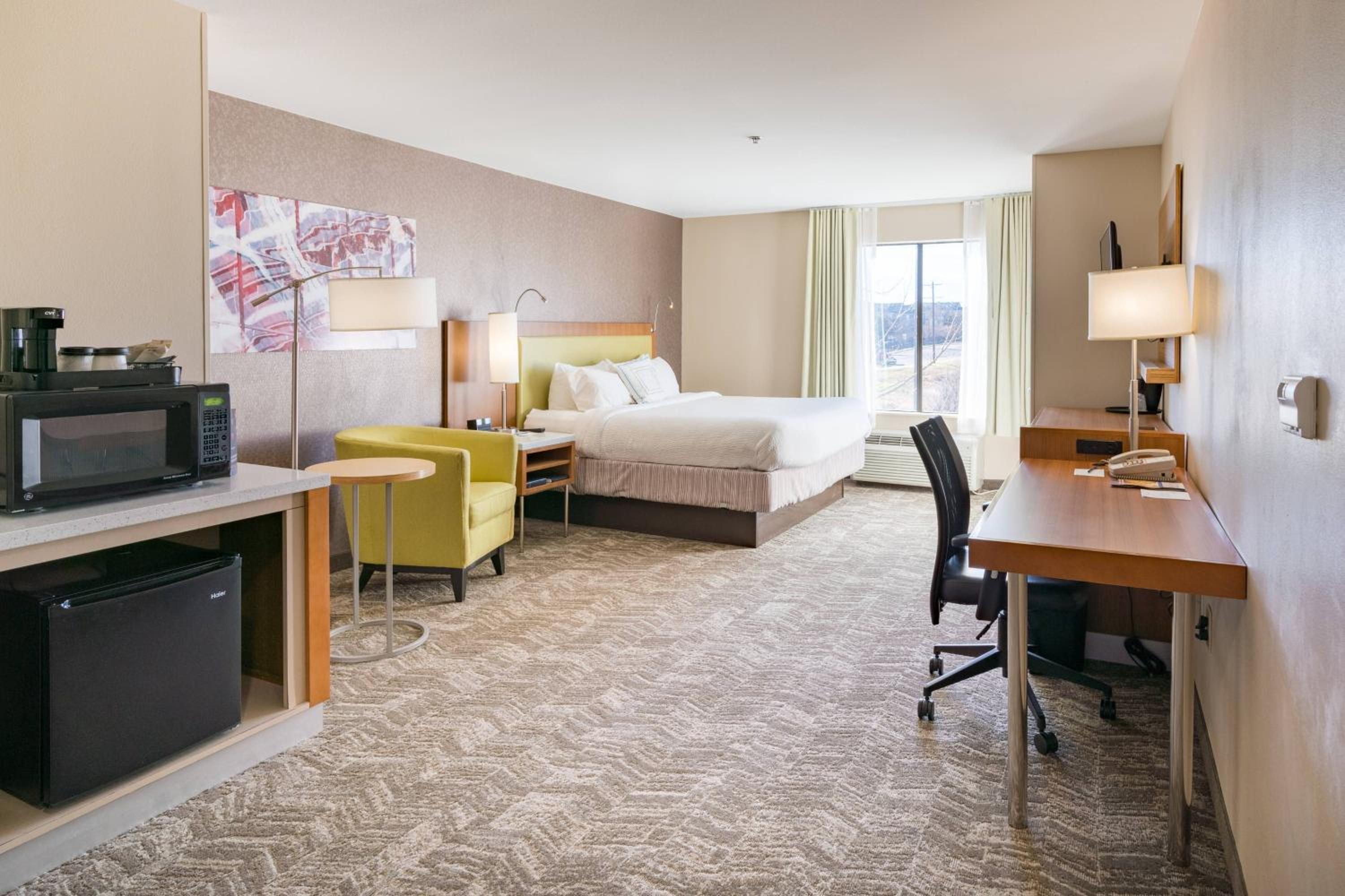 King Suite photo 2
