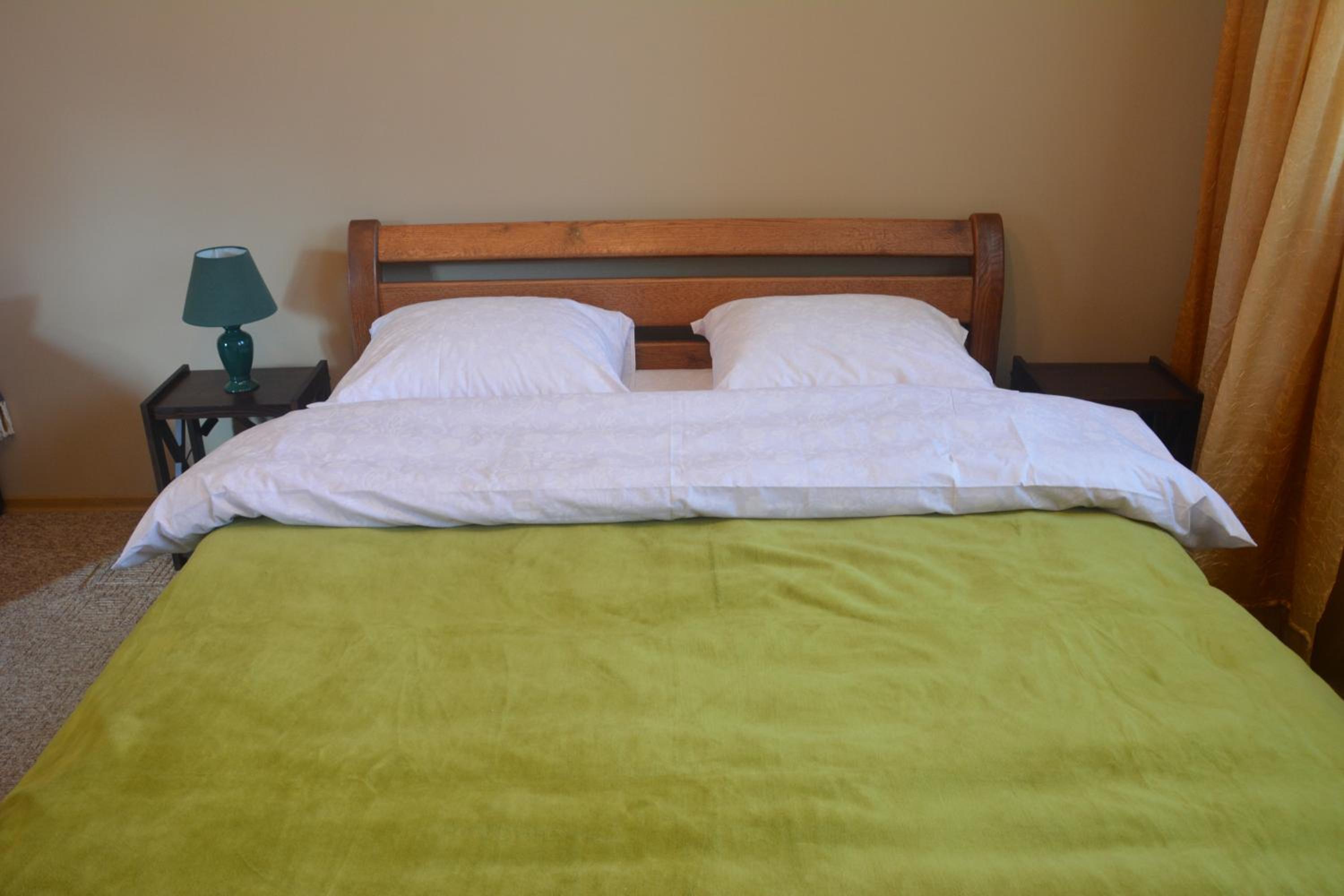 Basic Triple Room with Shared Bathroom photo 1