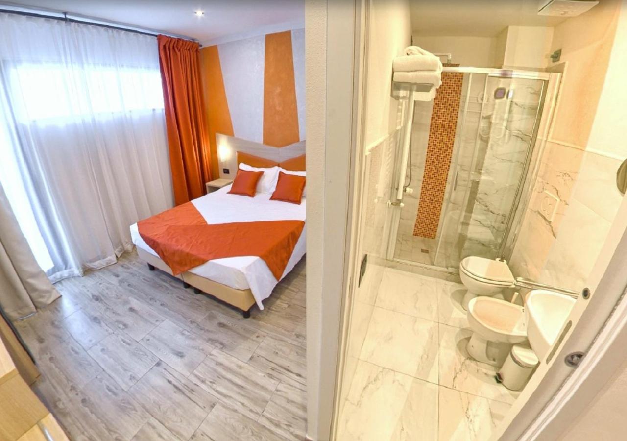Classic Double or Twin Room thumbnail 5