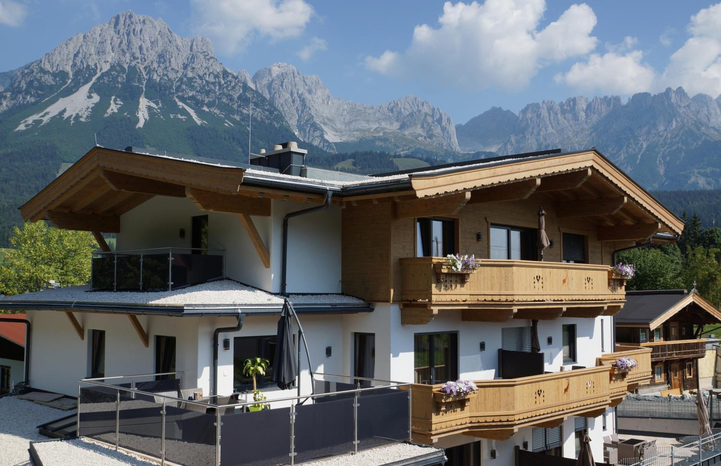 Penthouse Apartment with Balcony photo 3