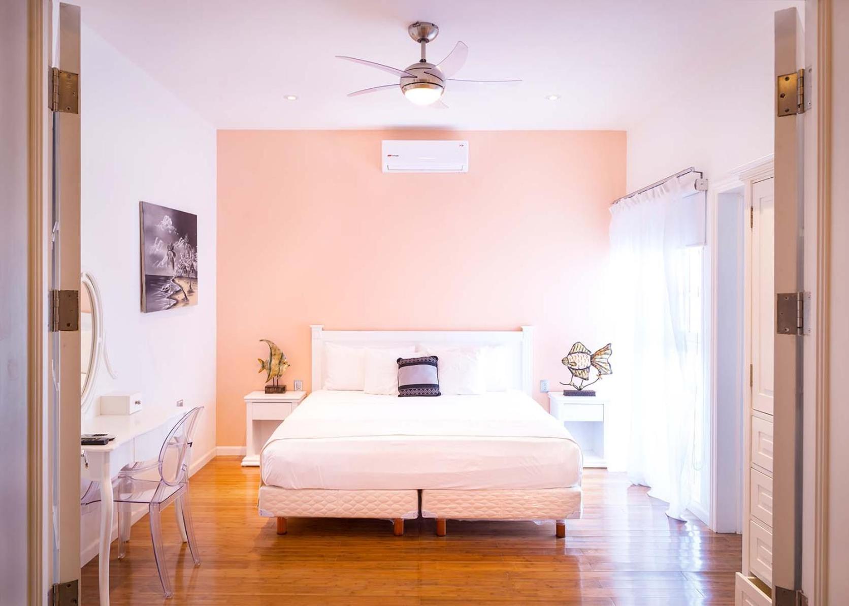 Deluxe Queen Room photo 1