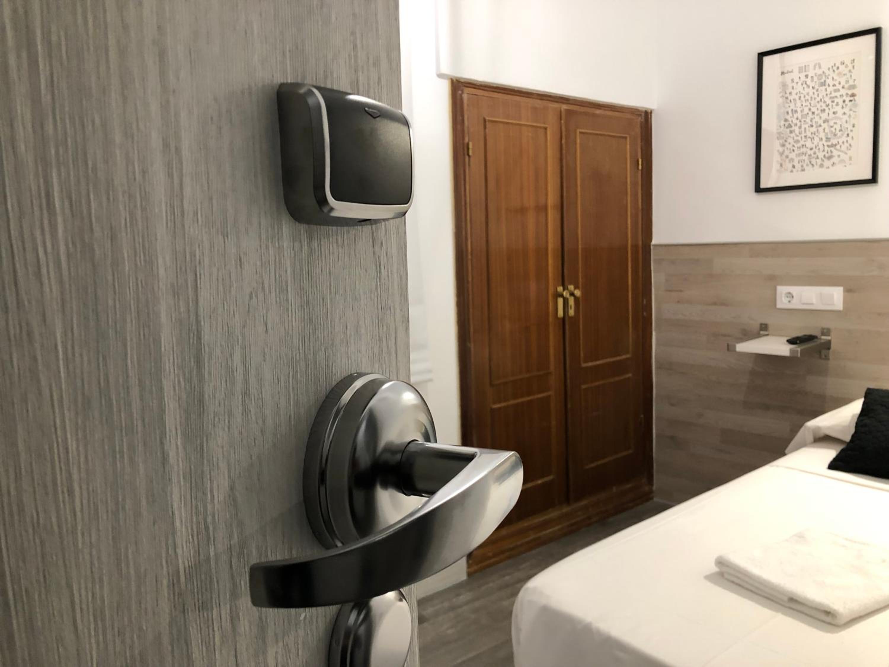Single Room with Bathroom
