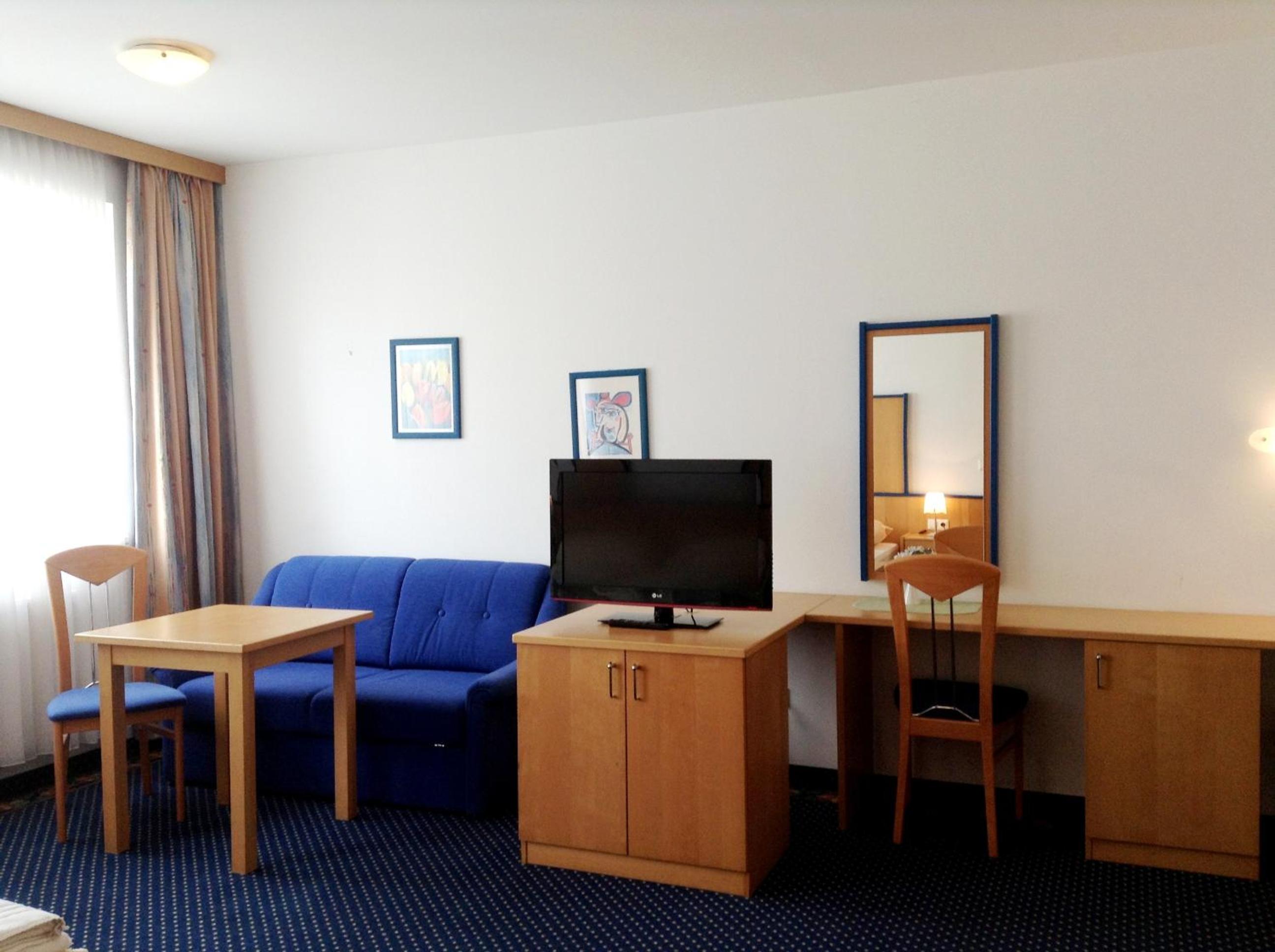 Triple Room - Photo 2