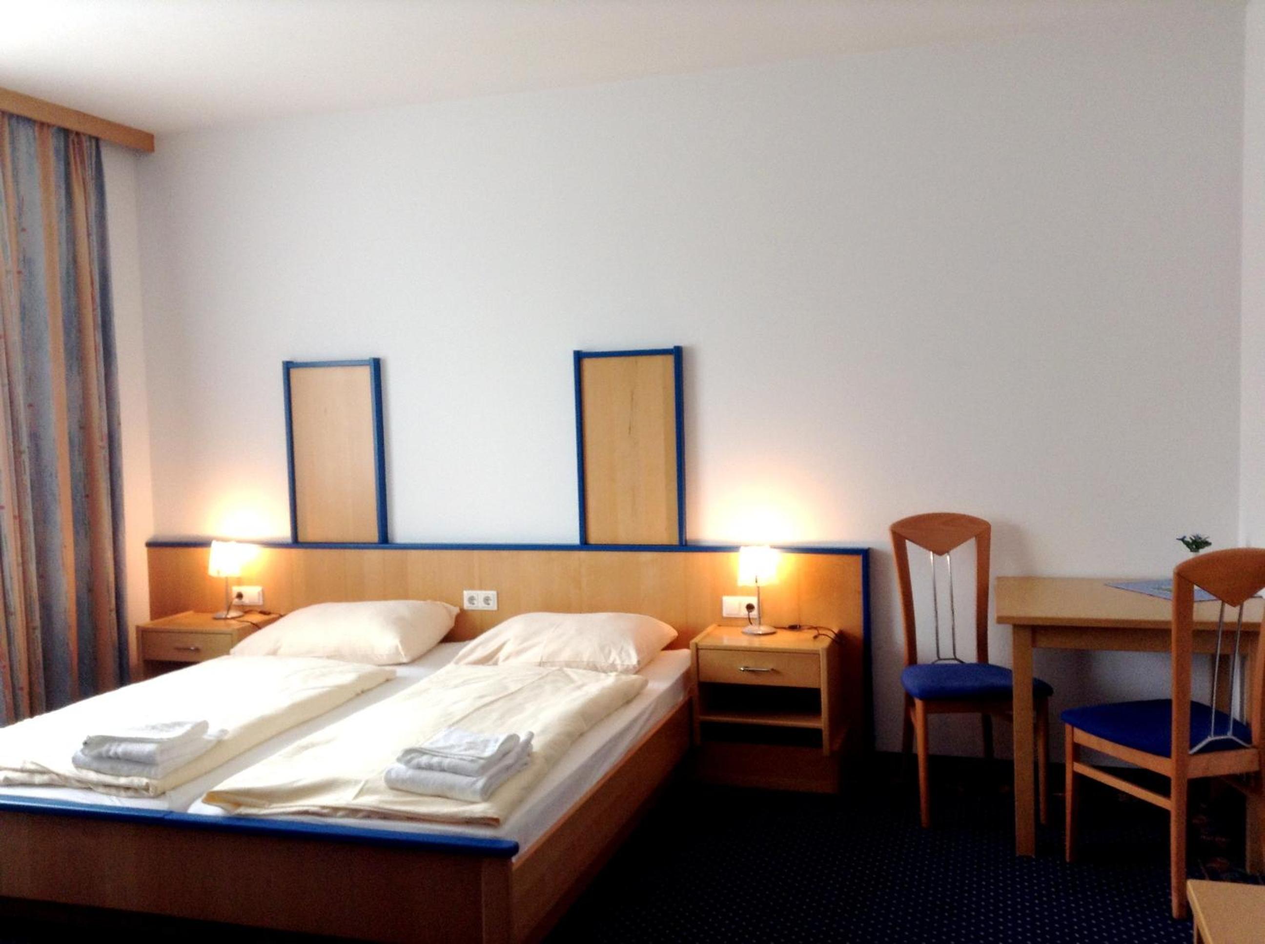 Double Room - Photo 3