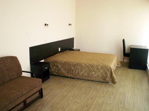 One-Bedroom Apartment With Balcony photo 1