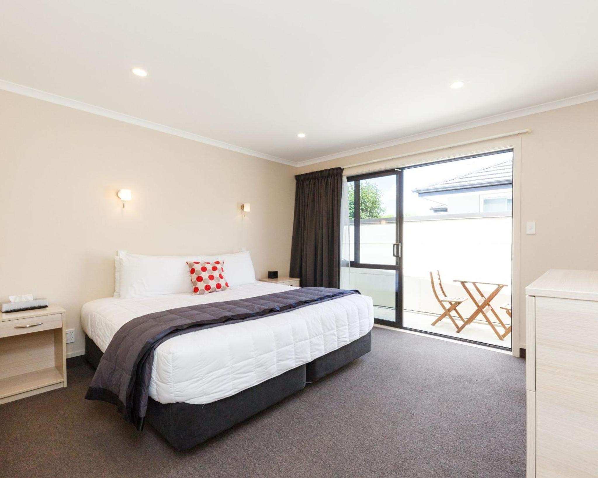 Three-Bedroom Apartment - Photo 1