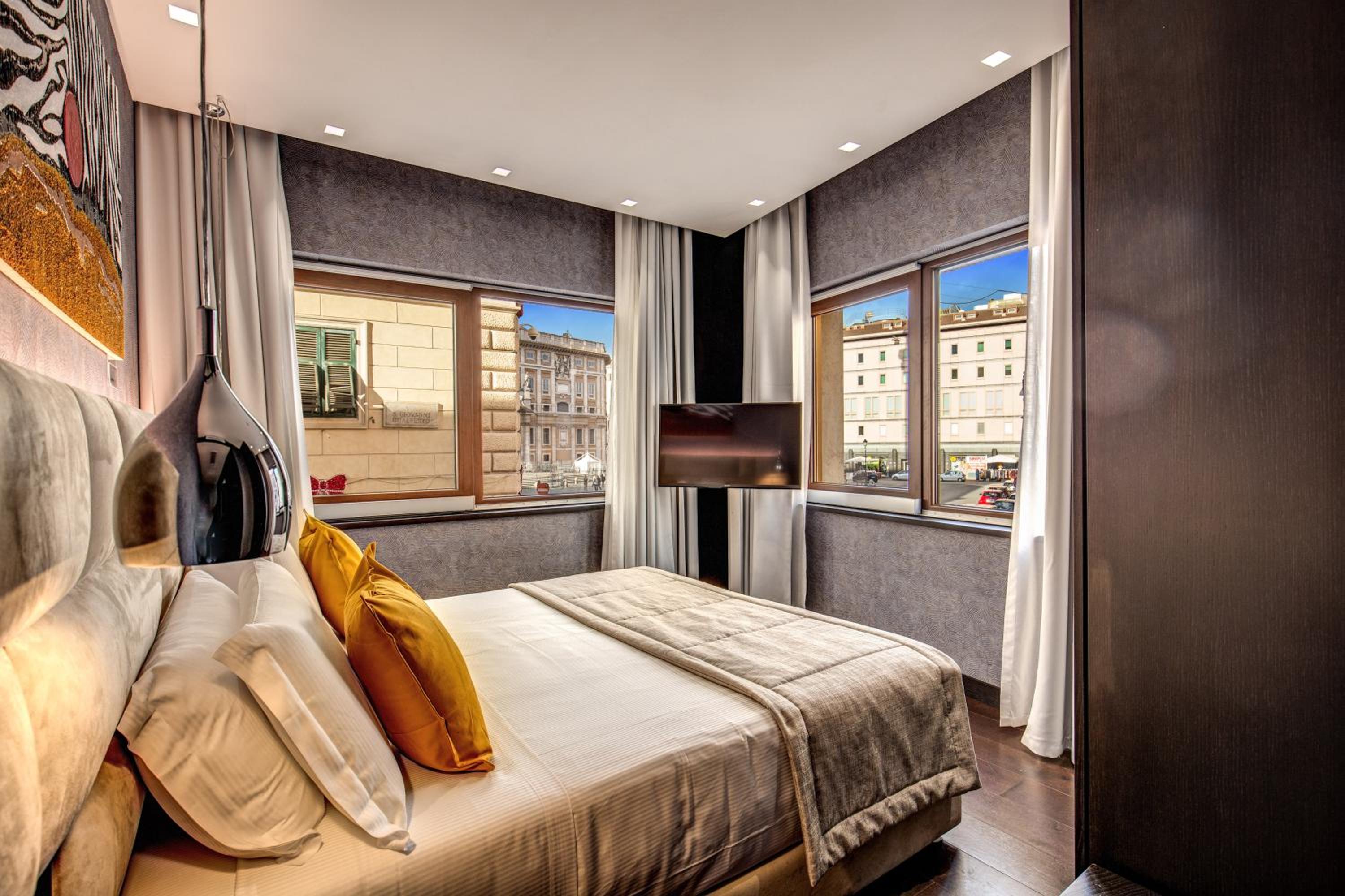 Deluxe Double or Twin Room photo 3