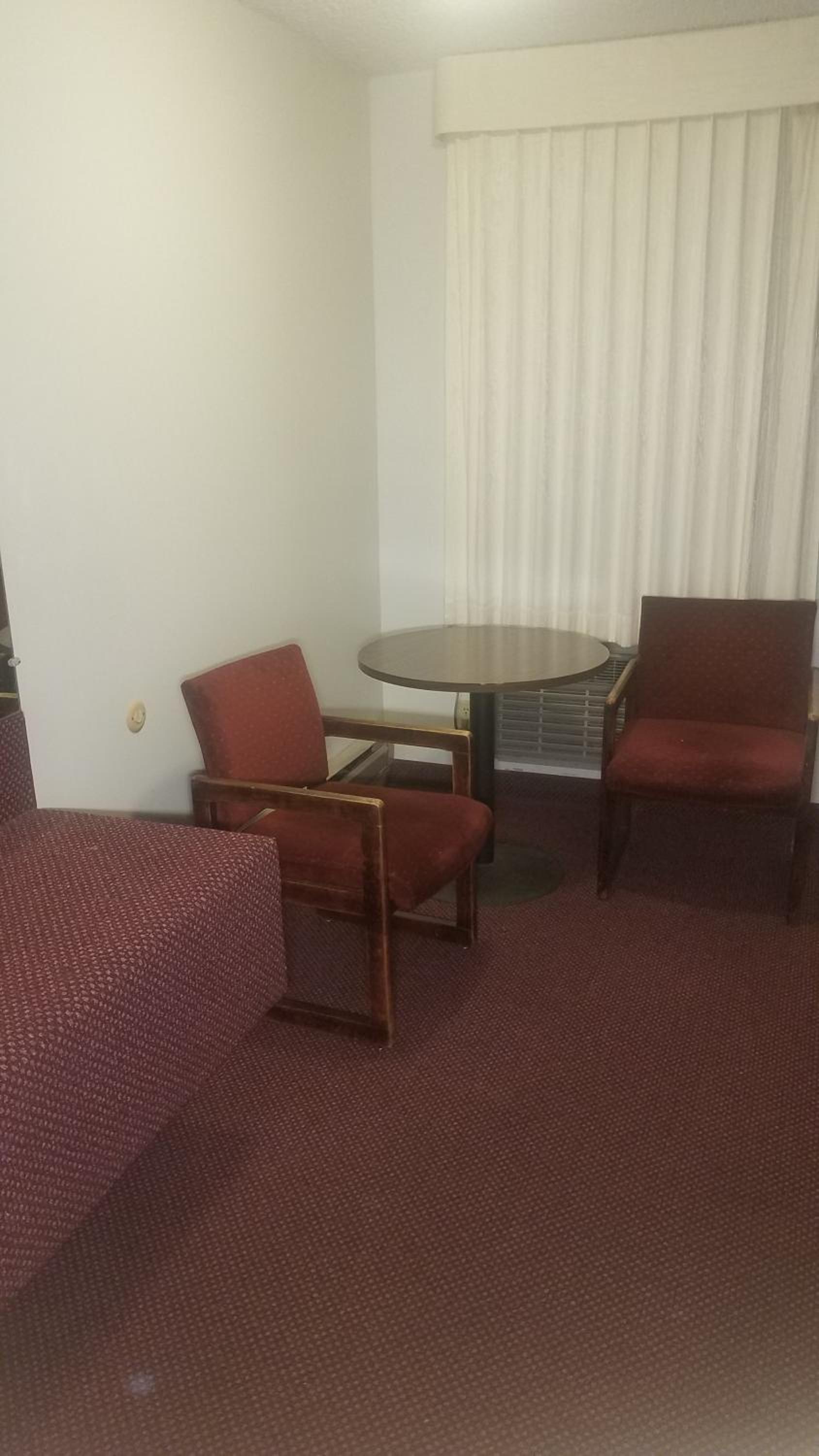 Double Room with Two Full Beds - Non-Smoking photo 2