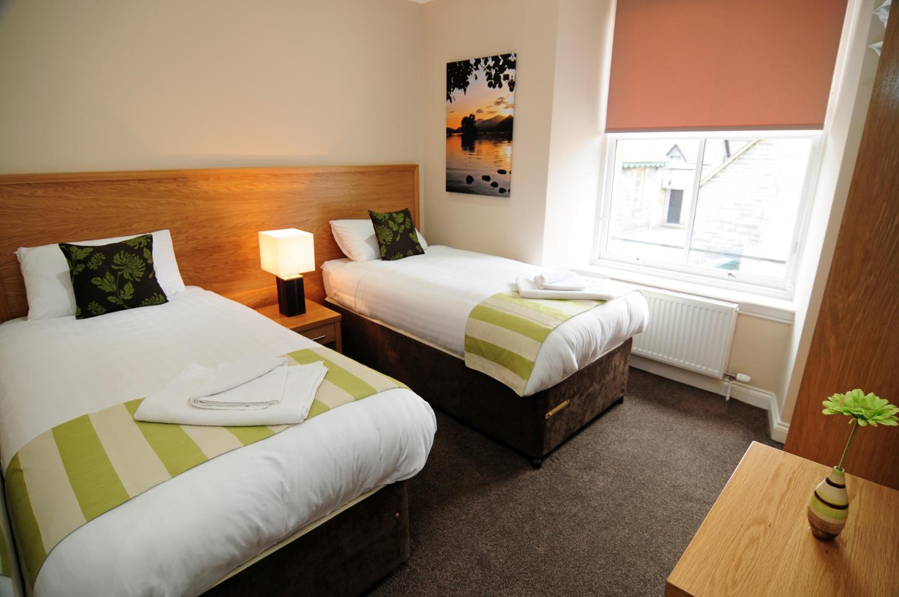 Twin Room - Photo 3