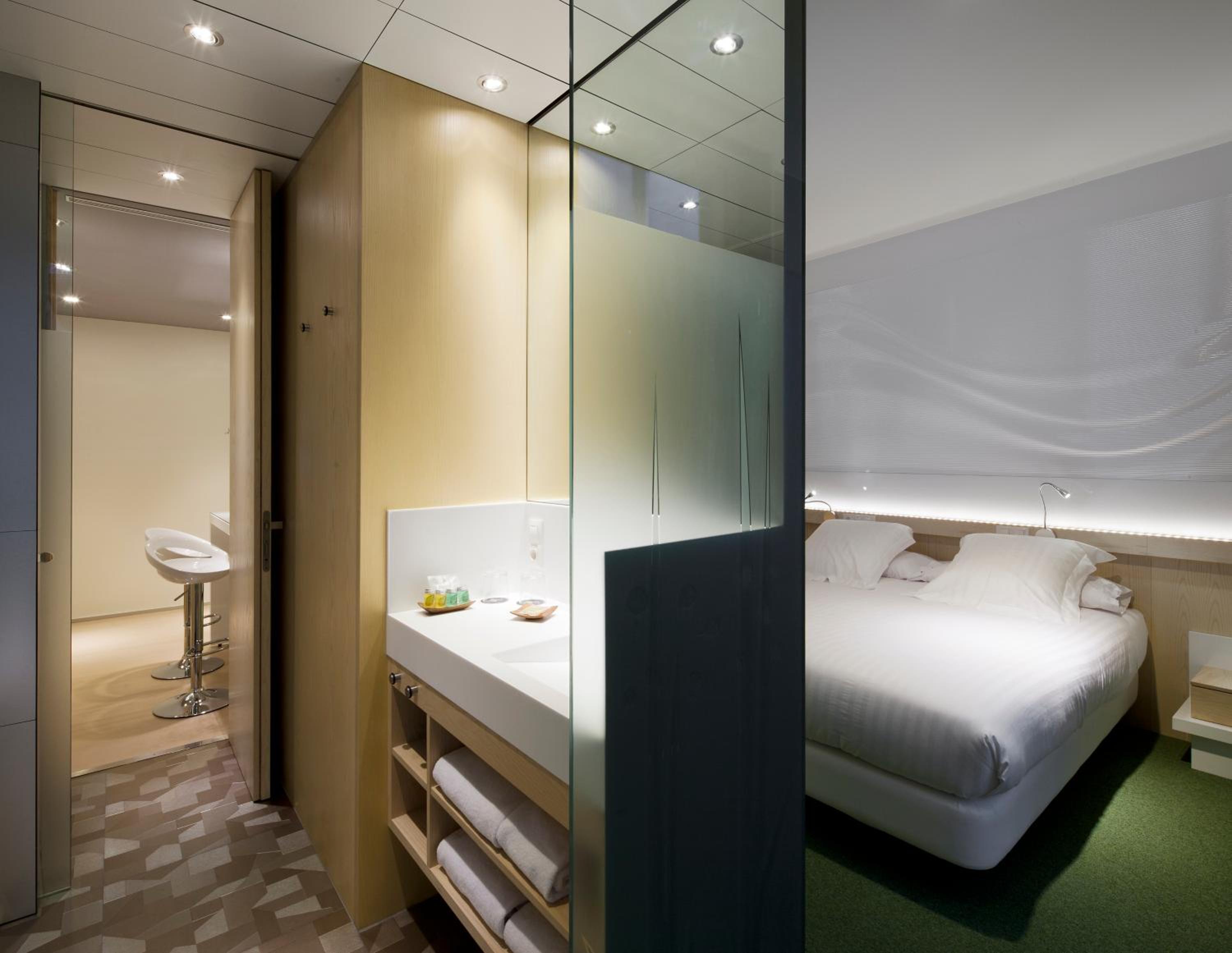 Suite with Kitchenette photo 3
