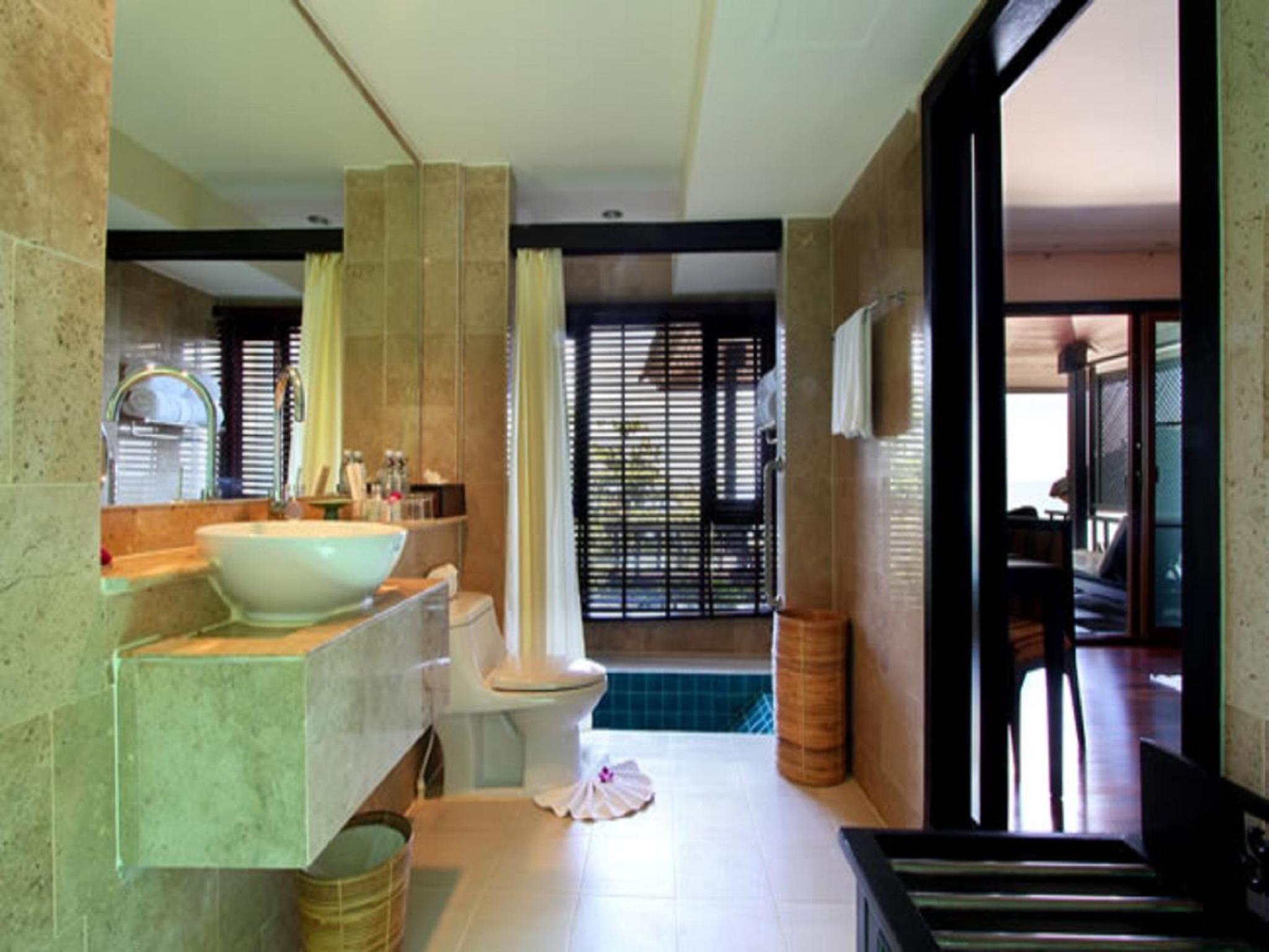 Deluxe Double or Twin Room with Sea View - Photo 8