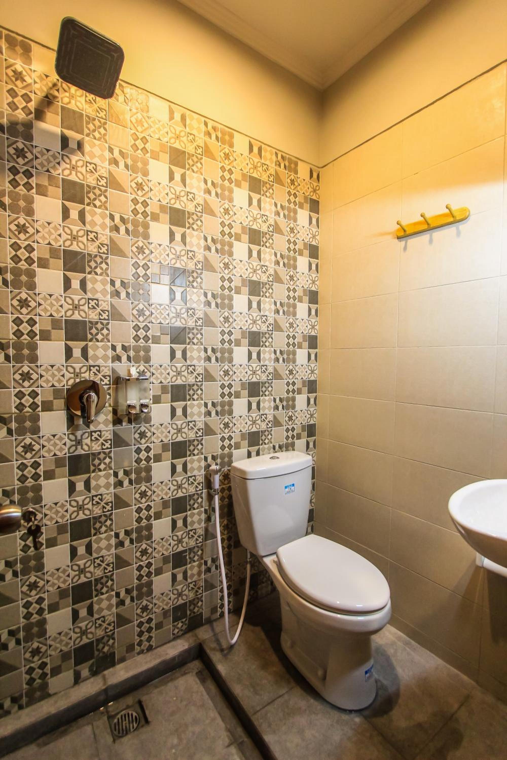 Deluxe Double Room - Photo 9