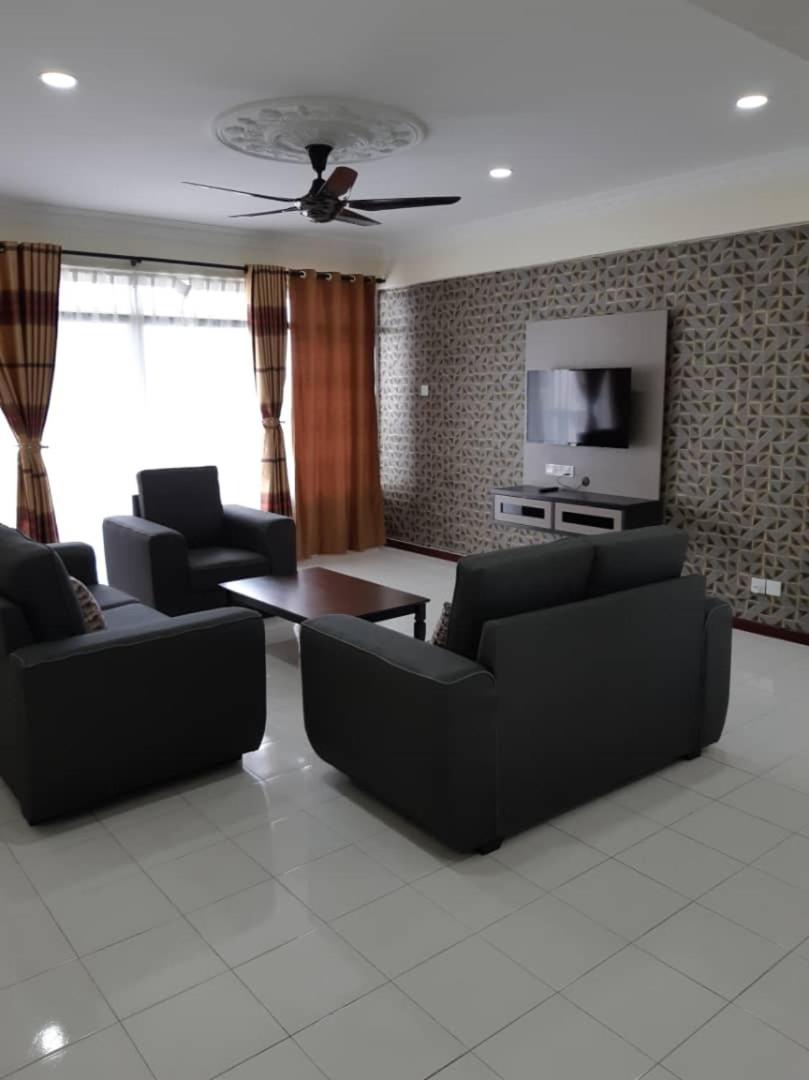Apartment photo 1