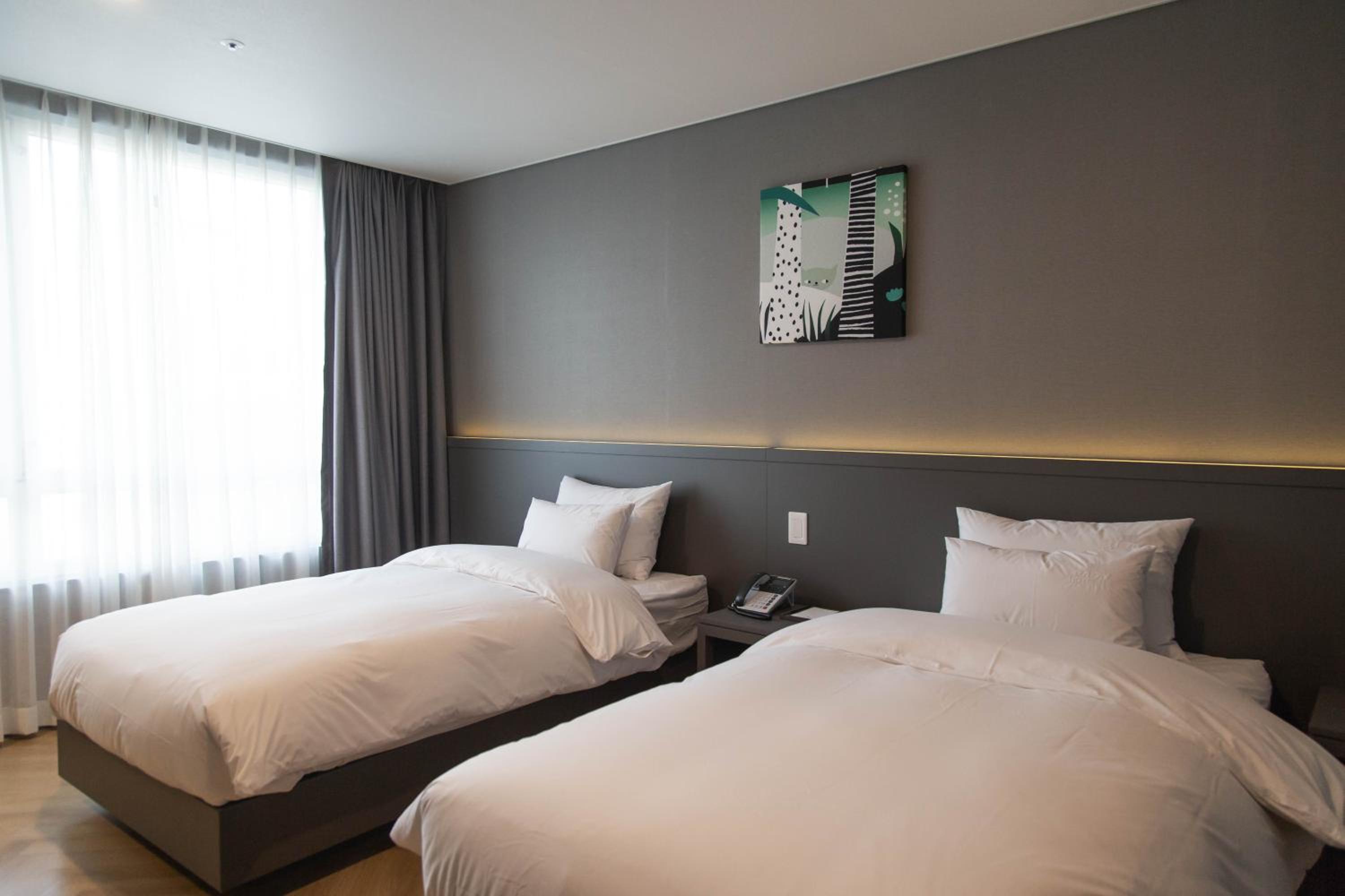 Economy Twin Room