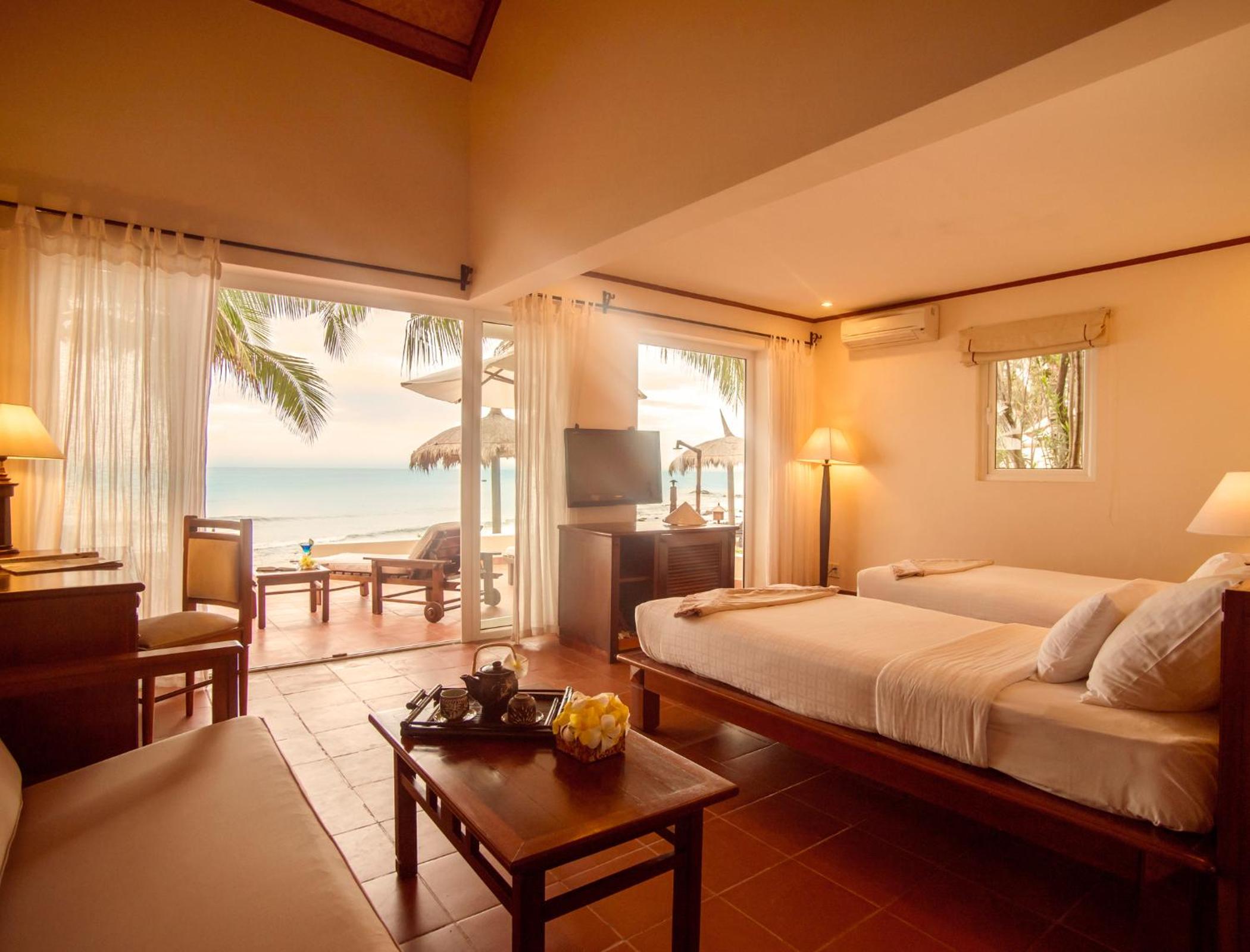 Bungalow - Beach Front - Photo 4