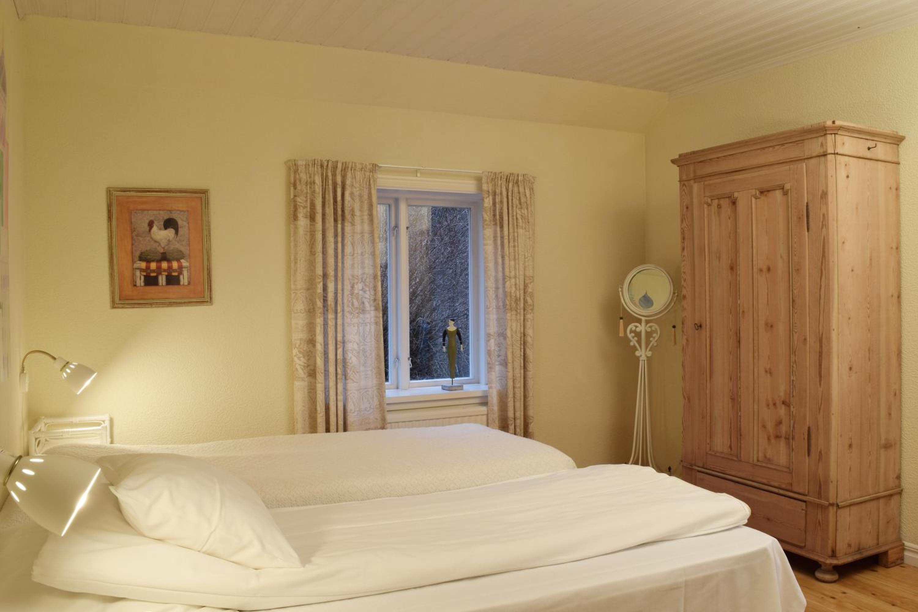 Triple Room with Private Bathroom - Photo 18