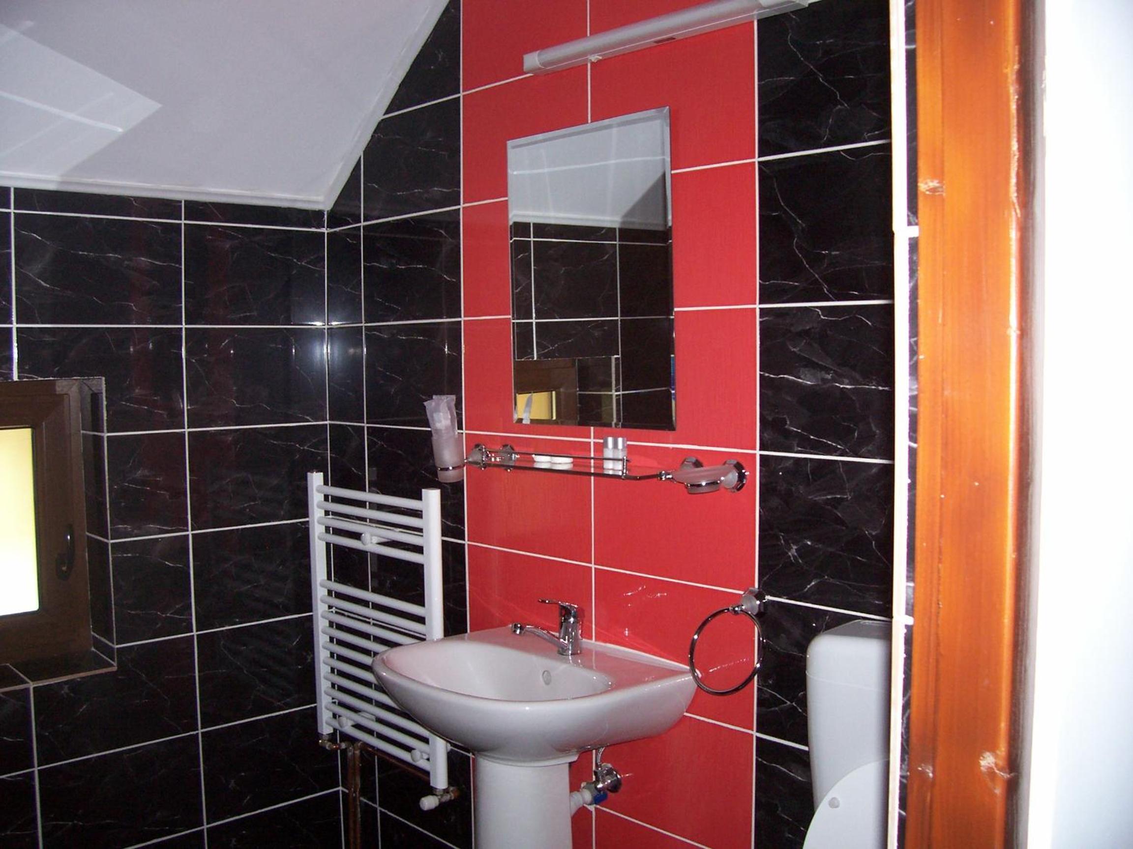 Economy Double Room photo 2