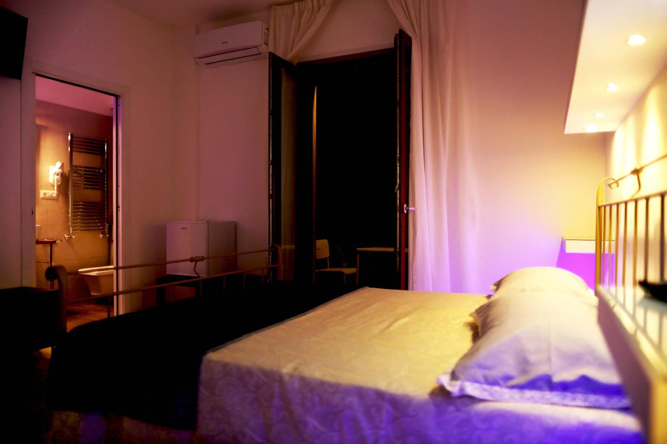 Double Room with Balcony (3 Adults) photo 1