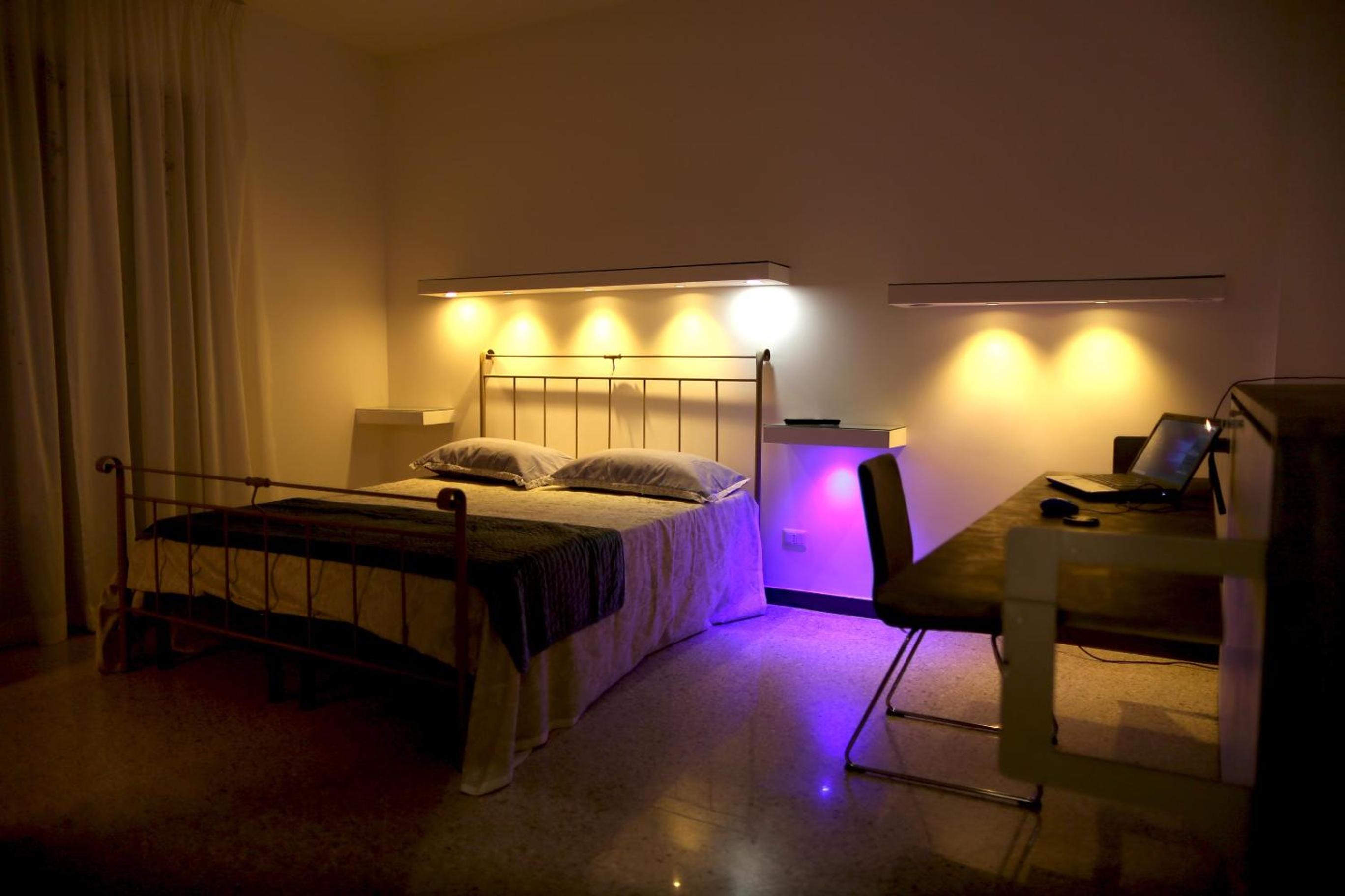 Double Room with Balcony (3 Adults) photo 3