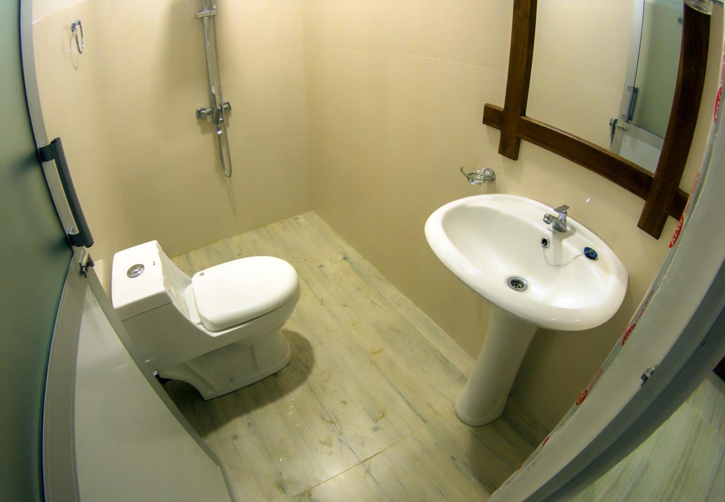 Standard Double Room with Fan photo 3