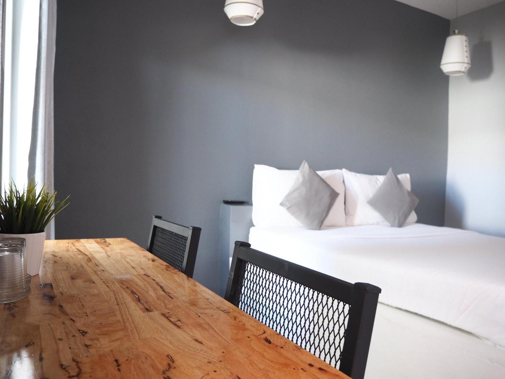 Double Room - Photo 2