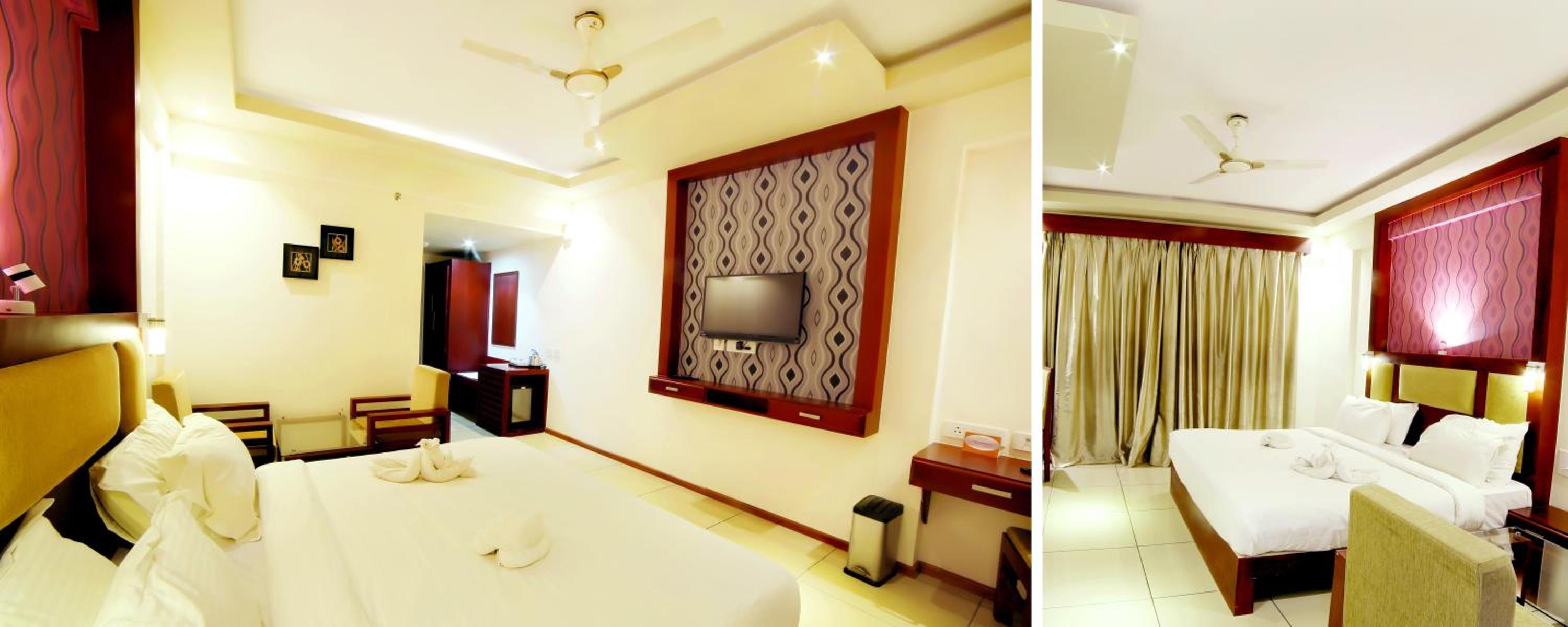 Superior Double Room with Balcony - Photo 2